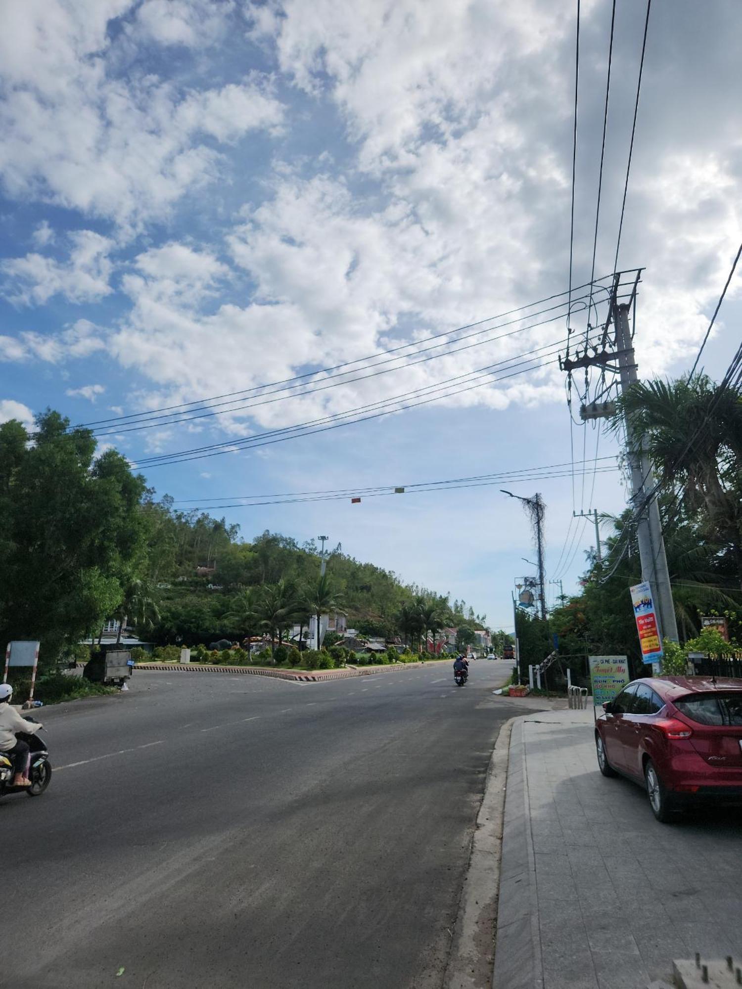 Khach San Laura * Phu Yen