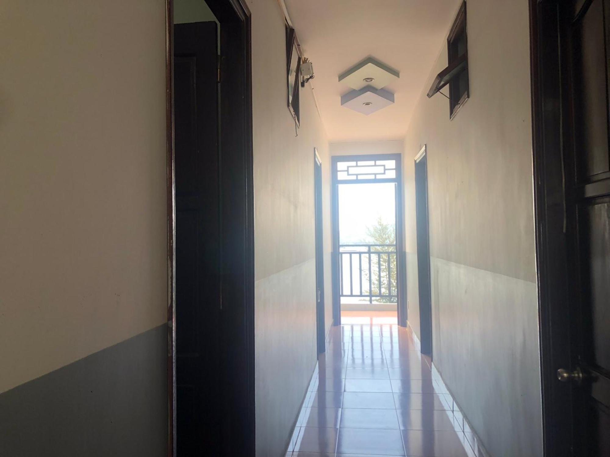 Khach San Laura Hotel Phu Yen