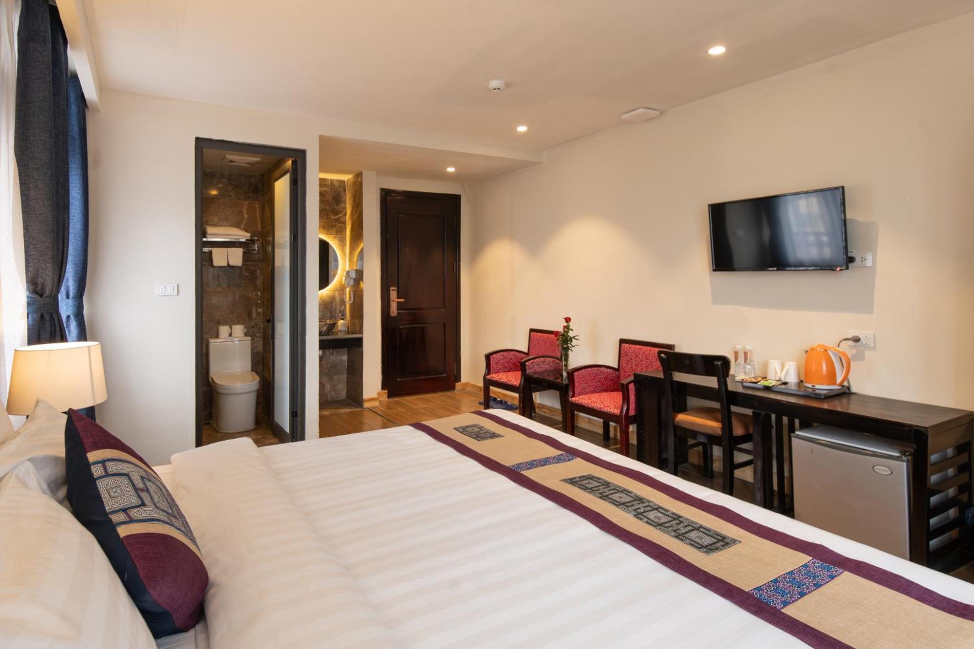 Hotel Bora