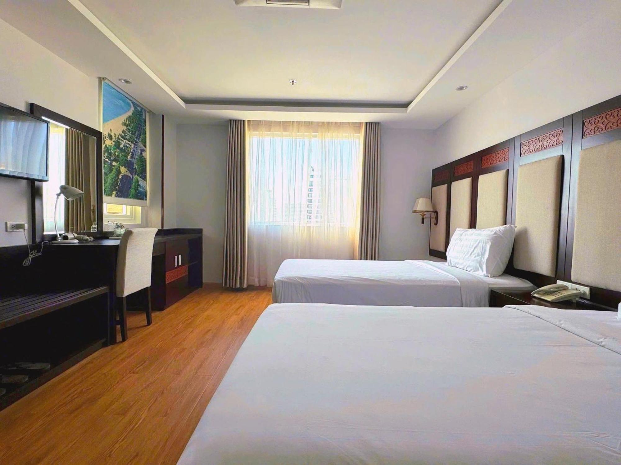 Galliot Nha Trang