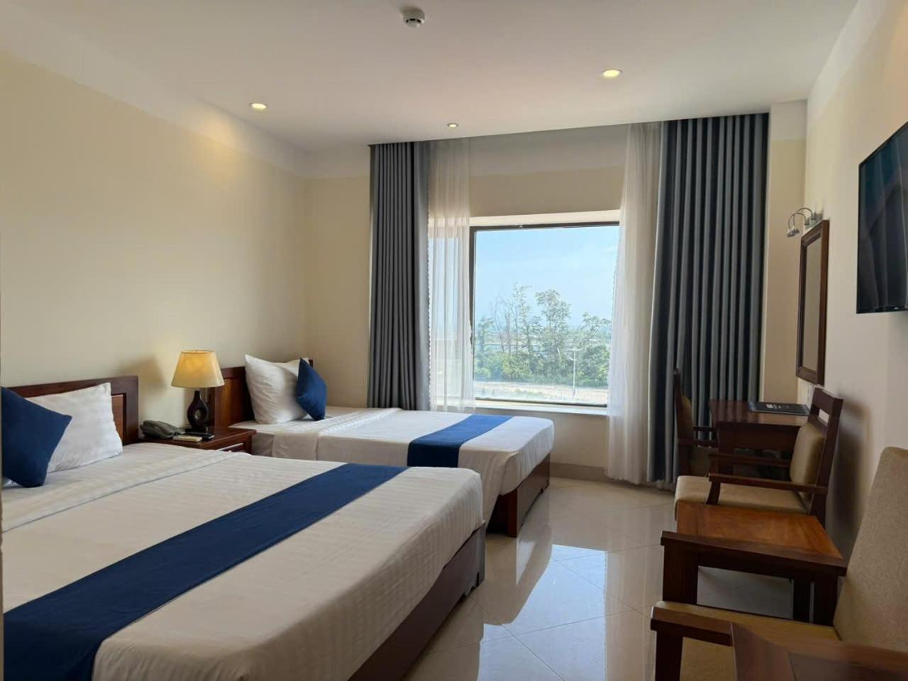 Hotel Navy