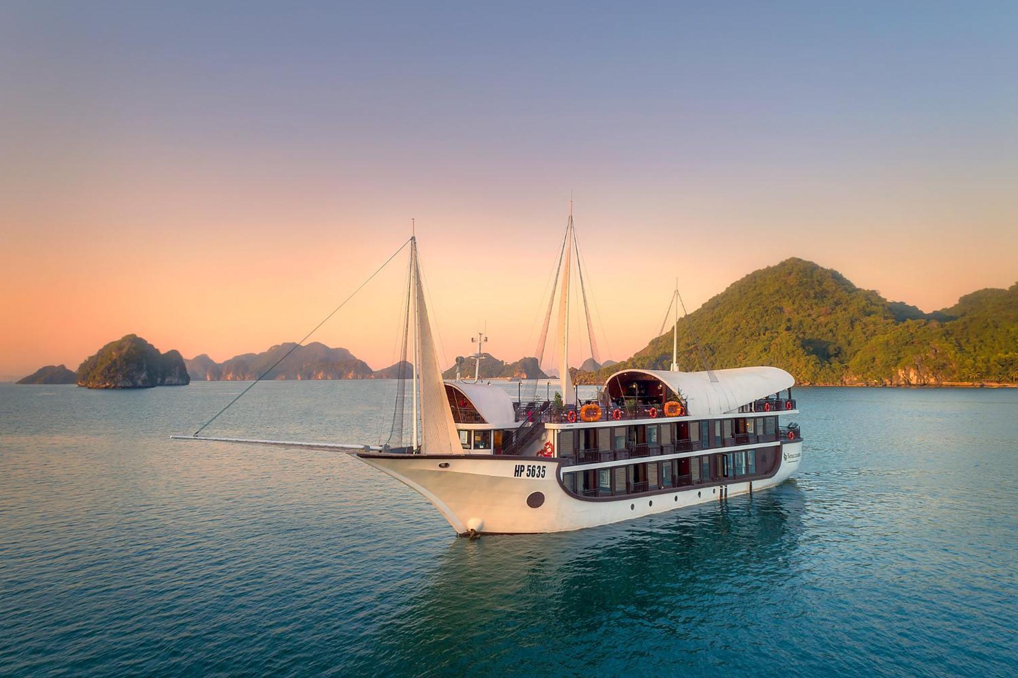 Sena Cruises - Wonder On Lan Ha Bay Hạ Long
