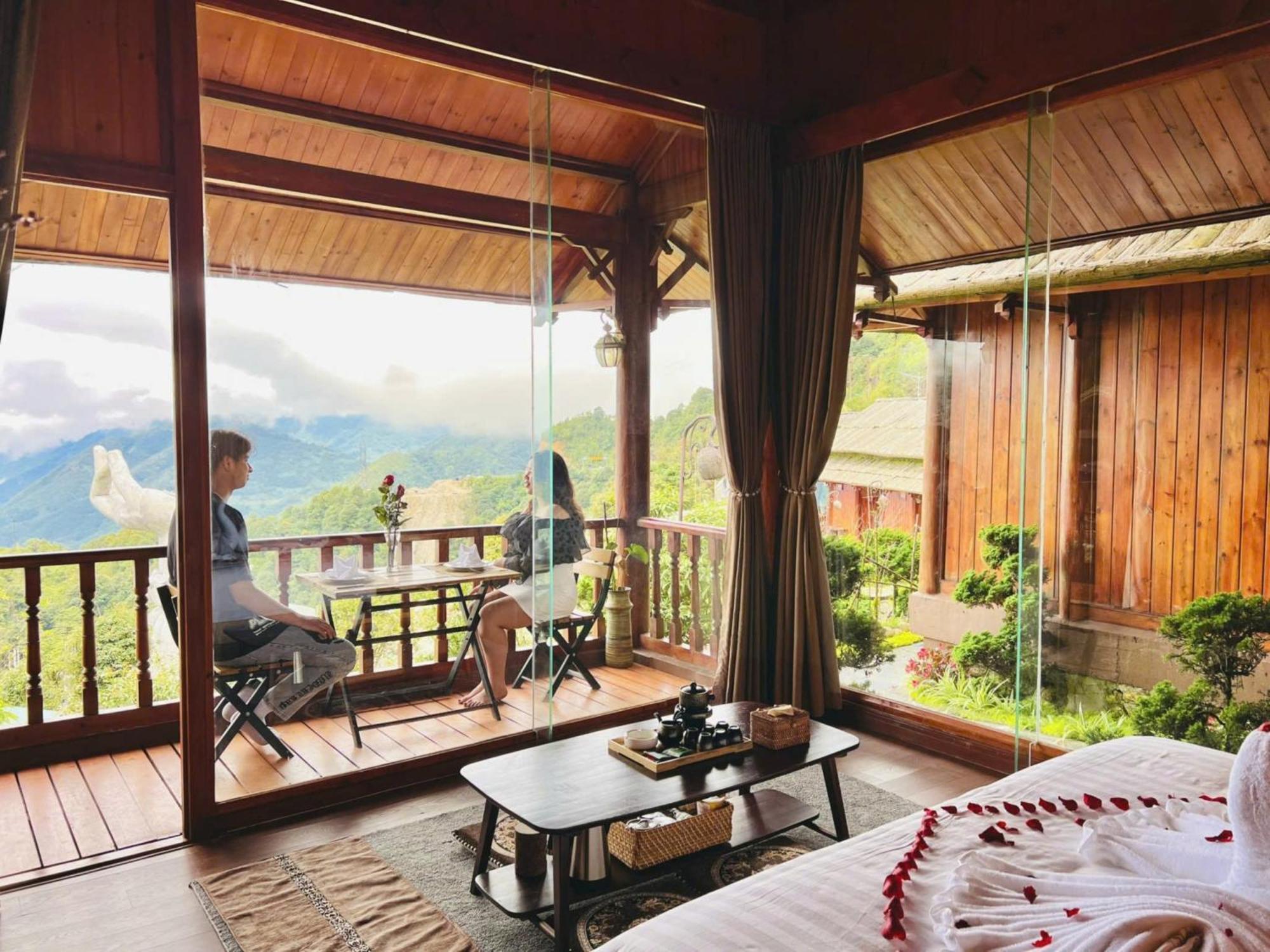 Hotel Heaven Gate O Quy Ho 4*