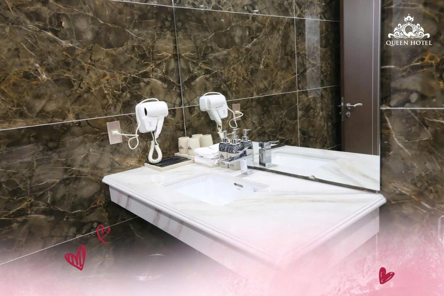Queen Hoàng Gia 3*