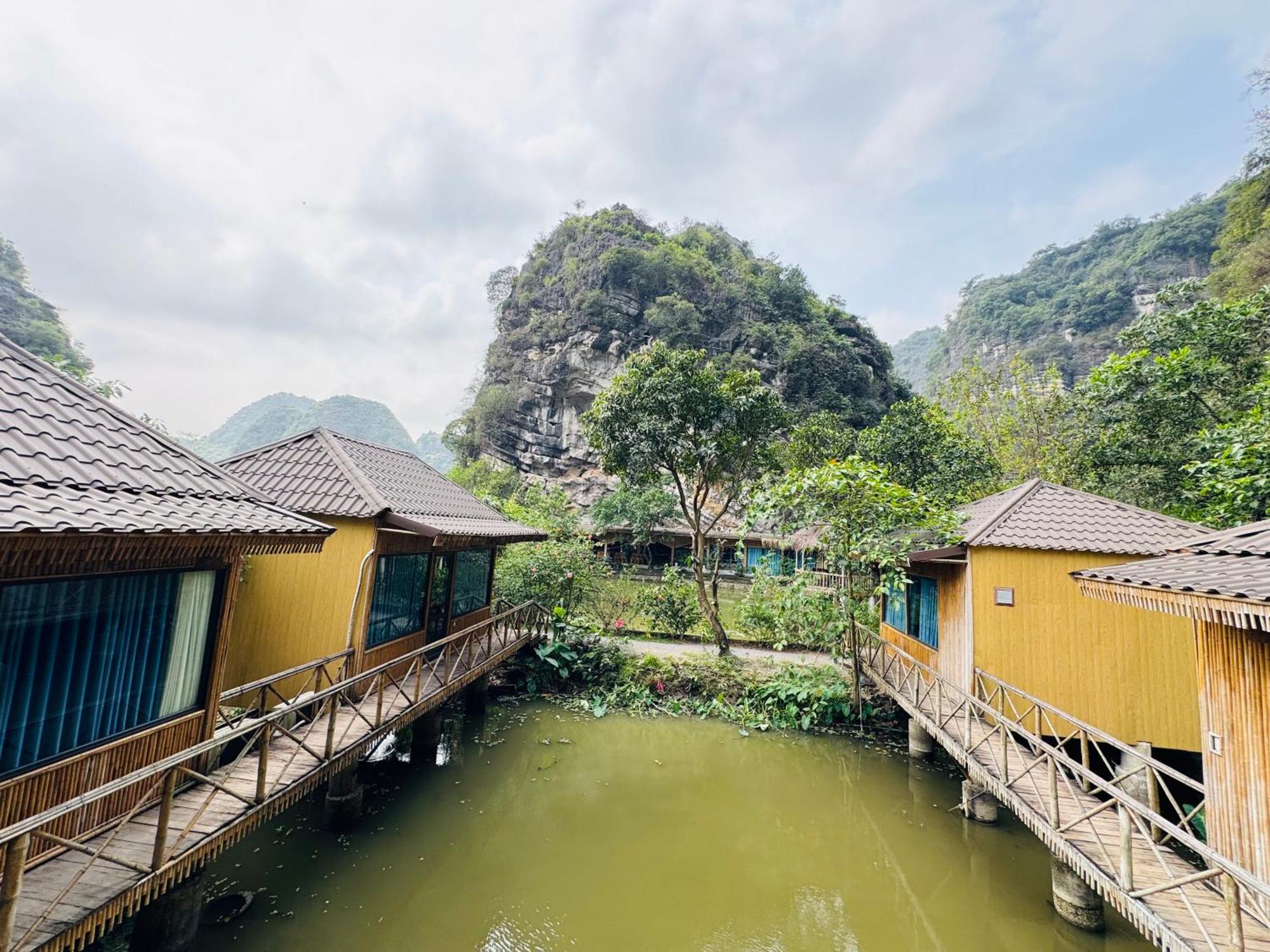 Valley - Thung Lung Xanh