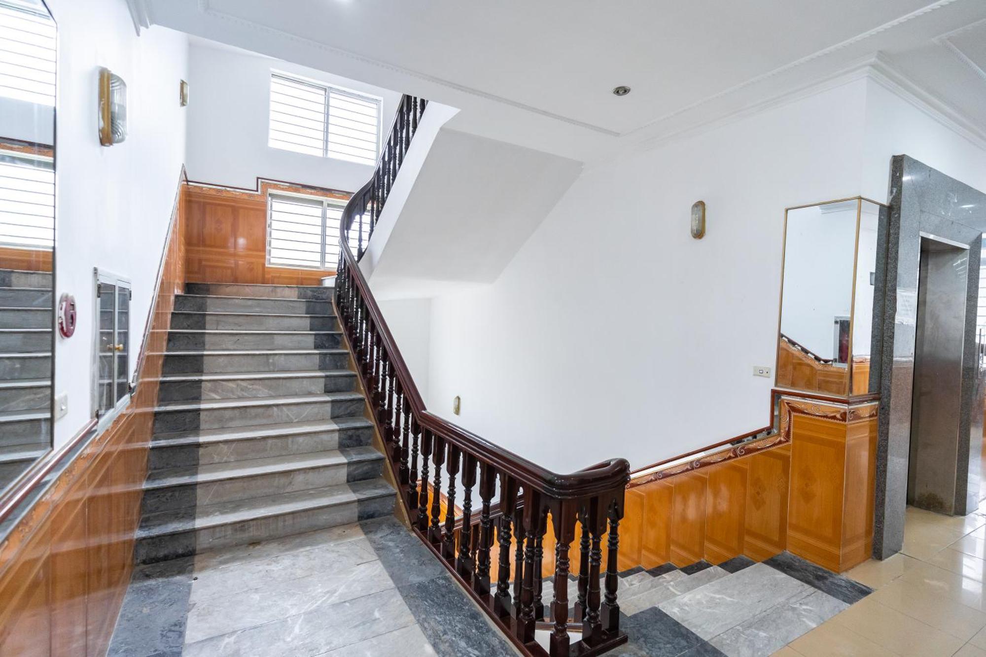 Bed & Breakfast Phu Quy Near Dong Kinh Market *