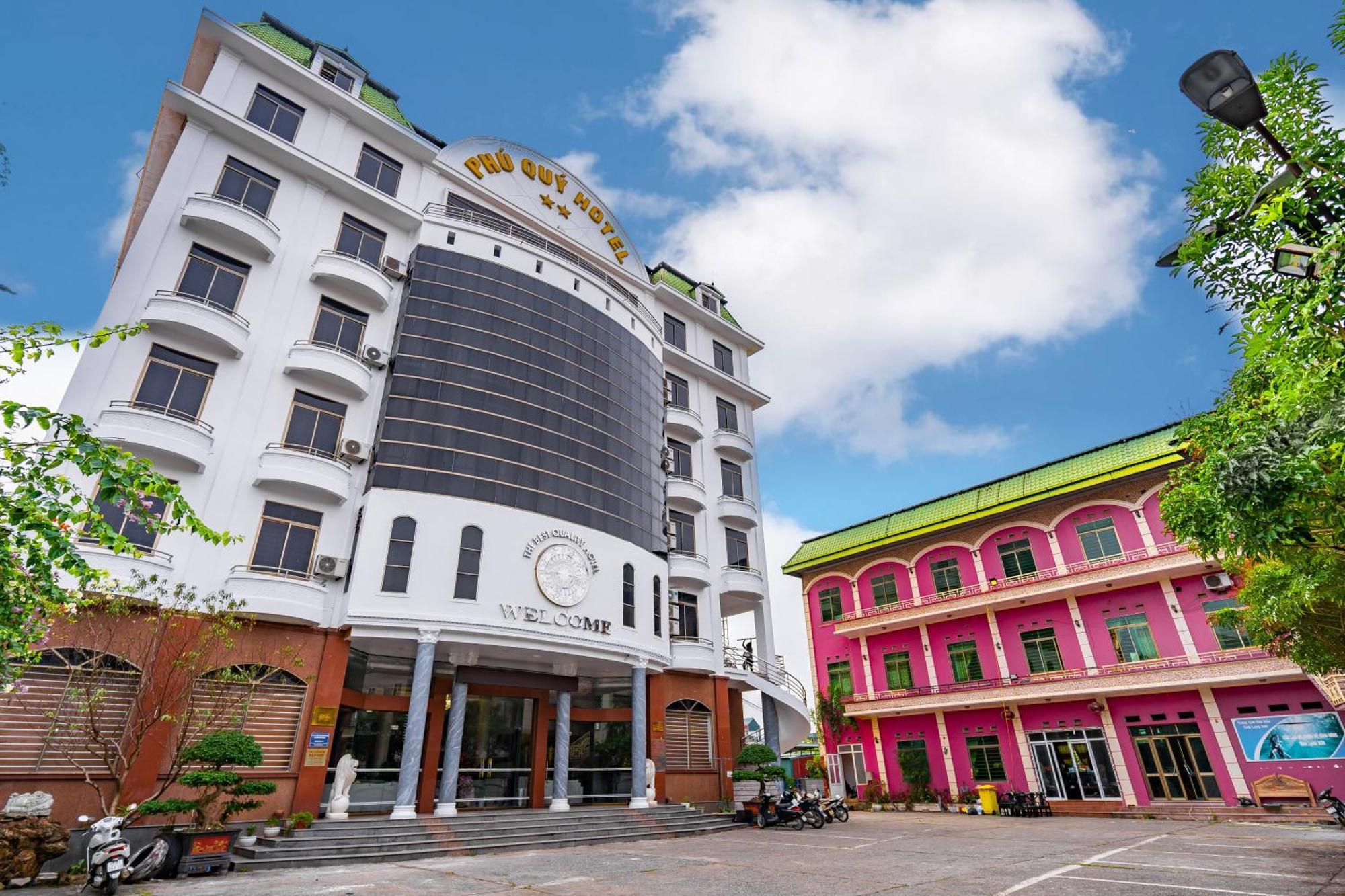 Phu Quy Near Dong Kinh Market Bed & Breakfast