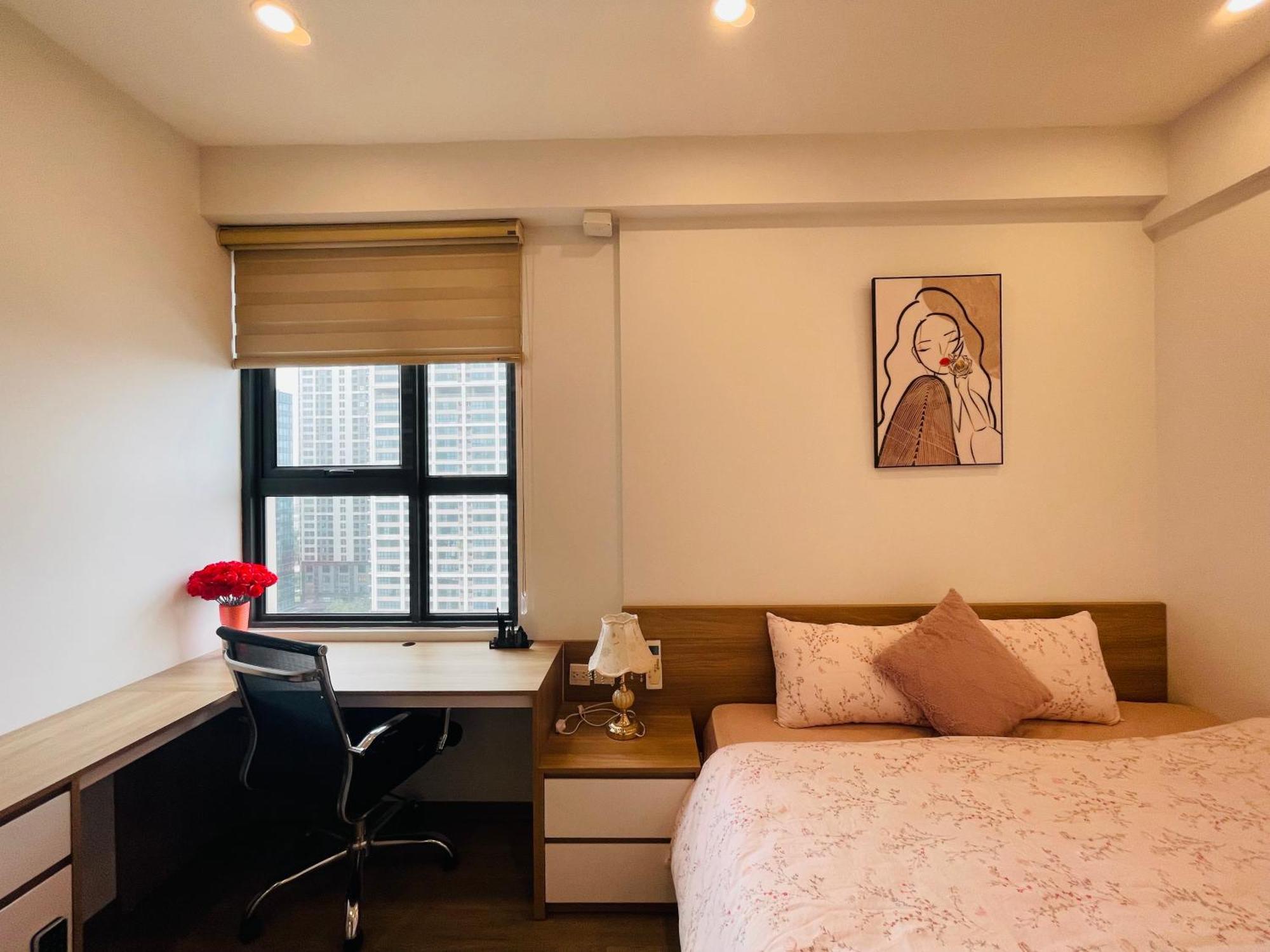 Vinhomes D'capitale - Luna's House Apartment *