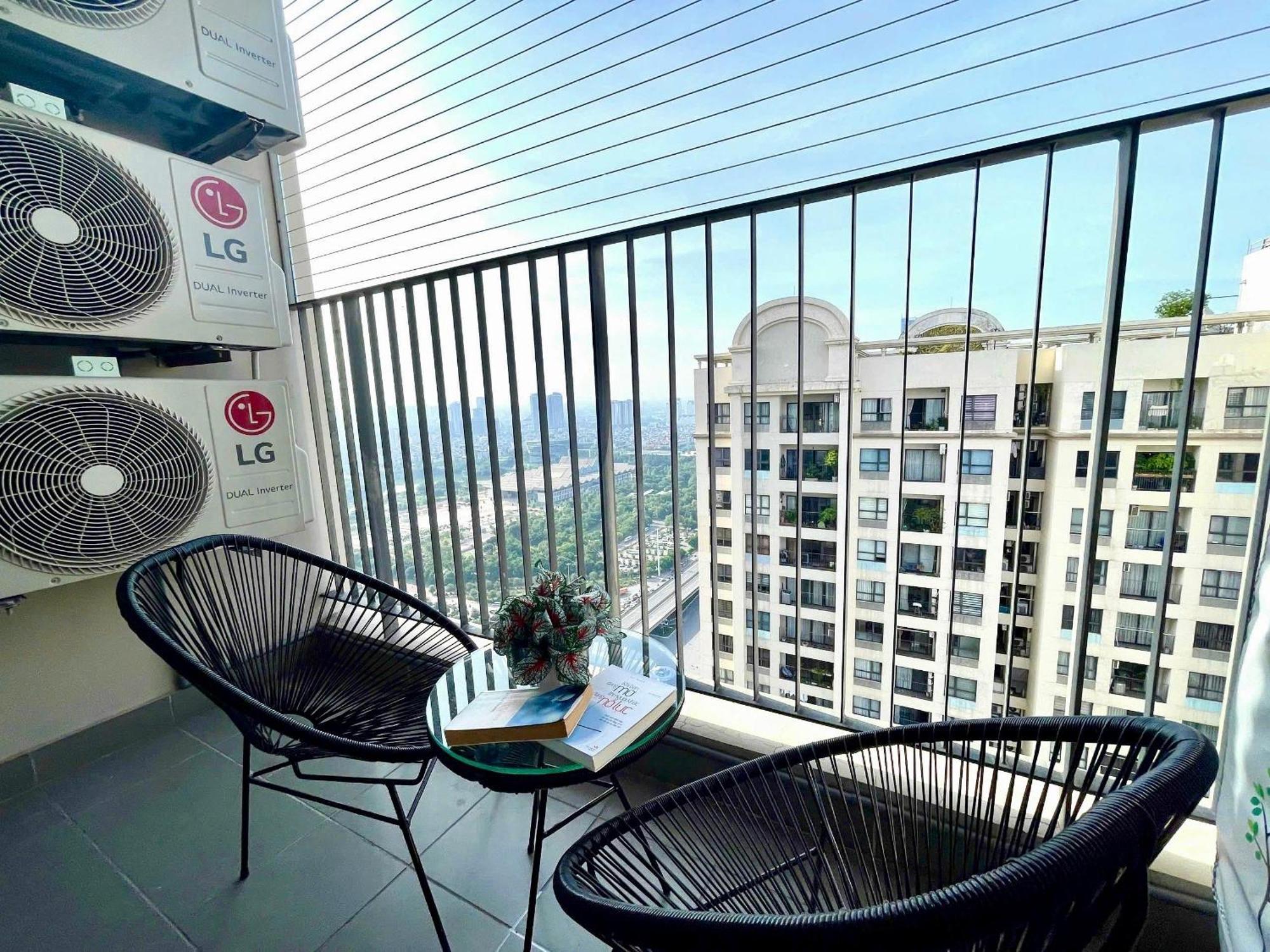 Vinhomes D'capitale - Luna's House Apartment *