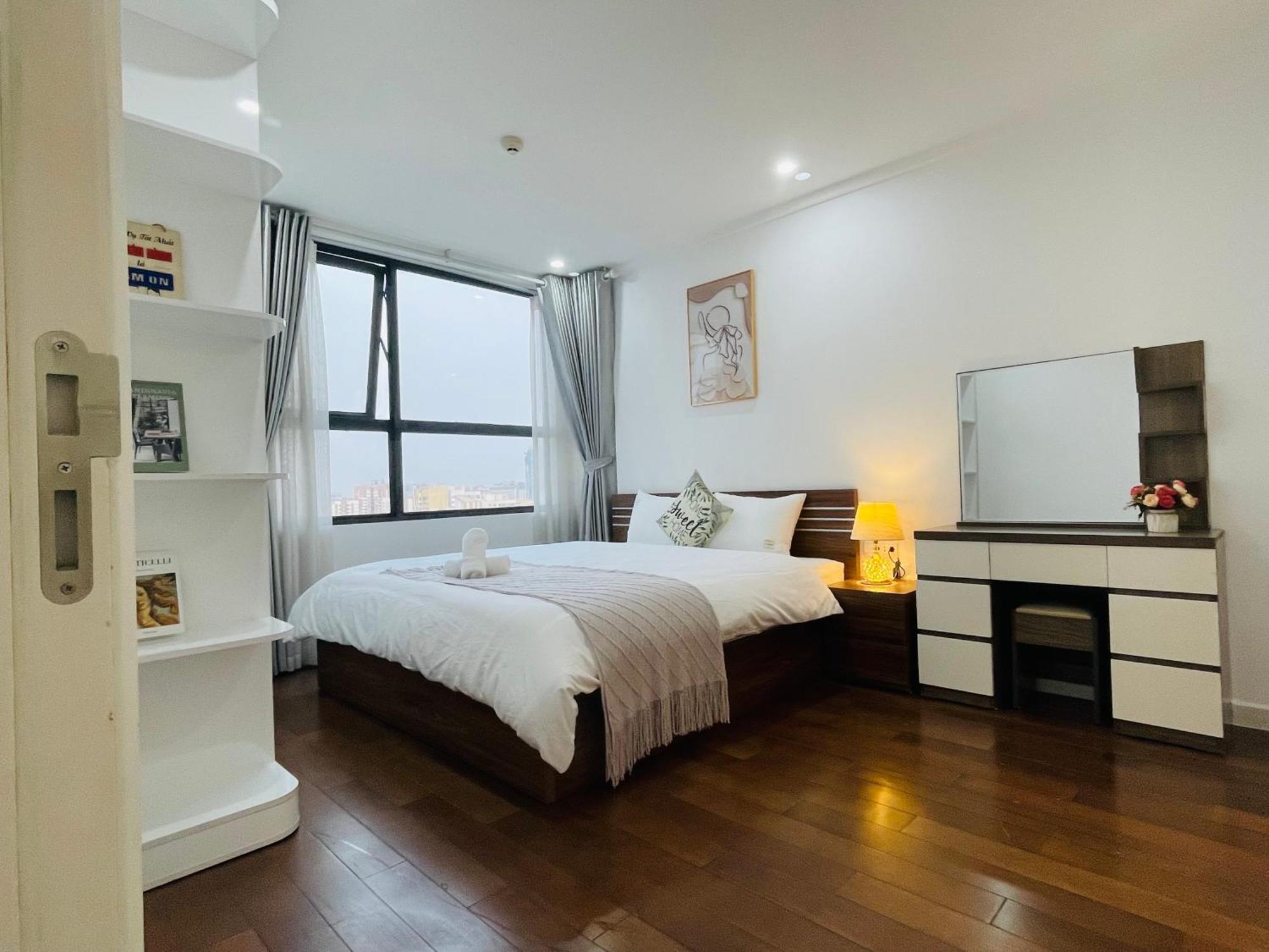 Vinhomes D'capitale - Luna's House Apartment *