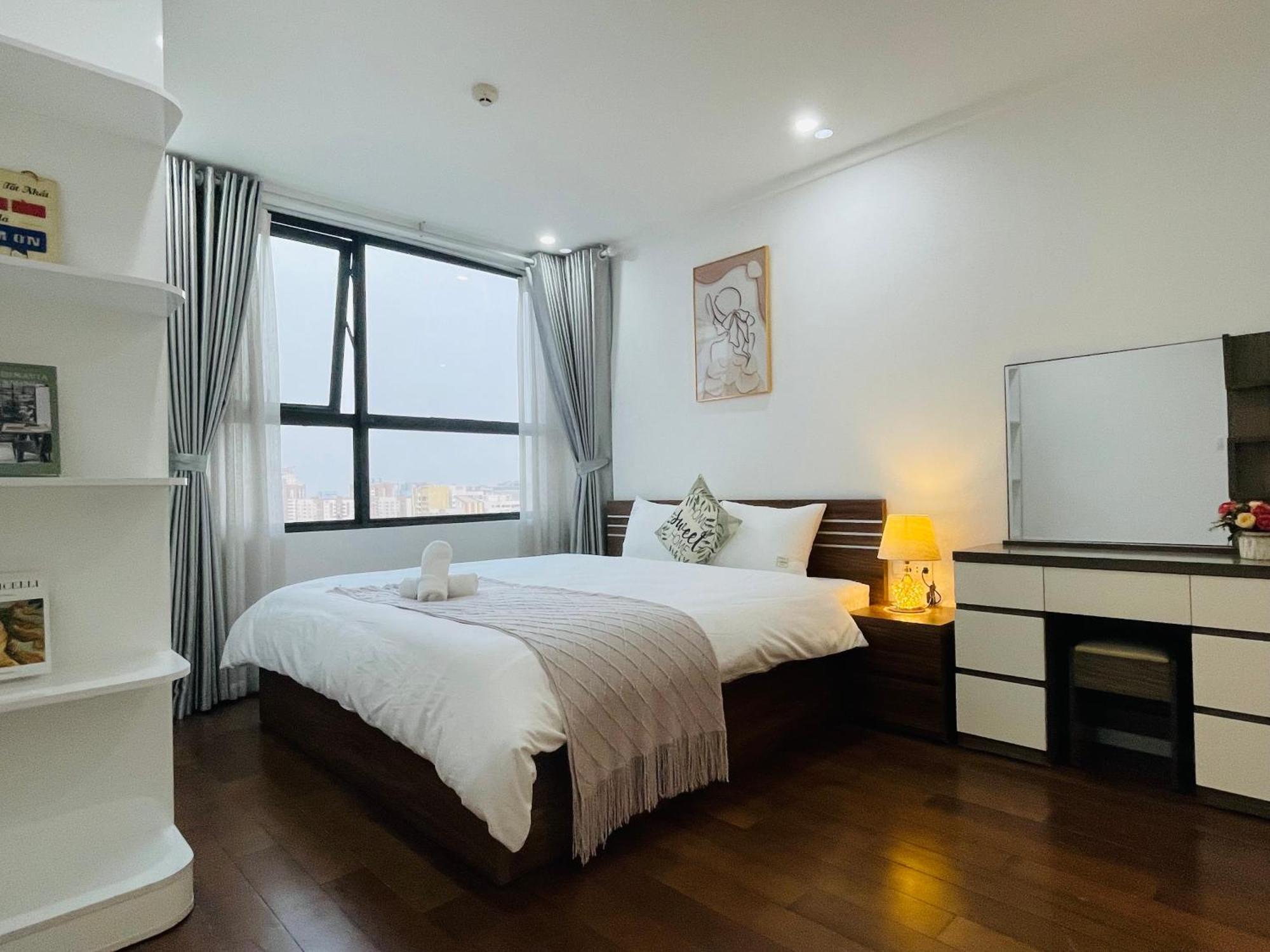 Apartment Vinhomes D'capitale - Luna's House