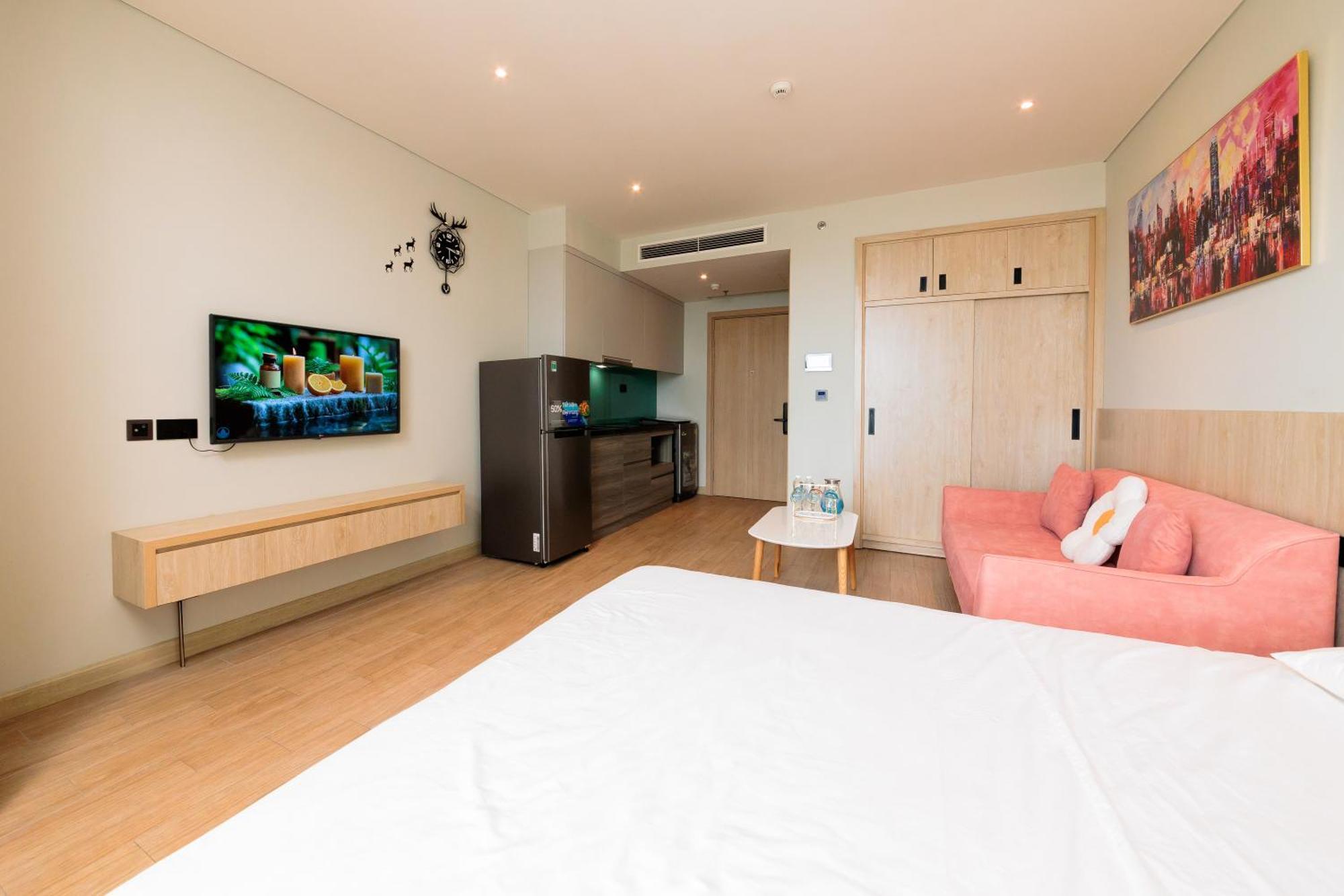 Comzy Apartment *
