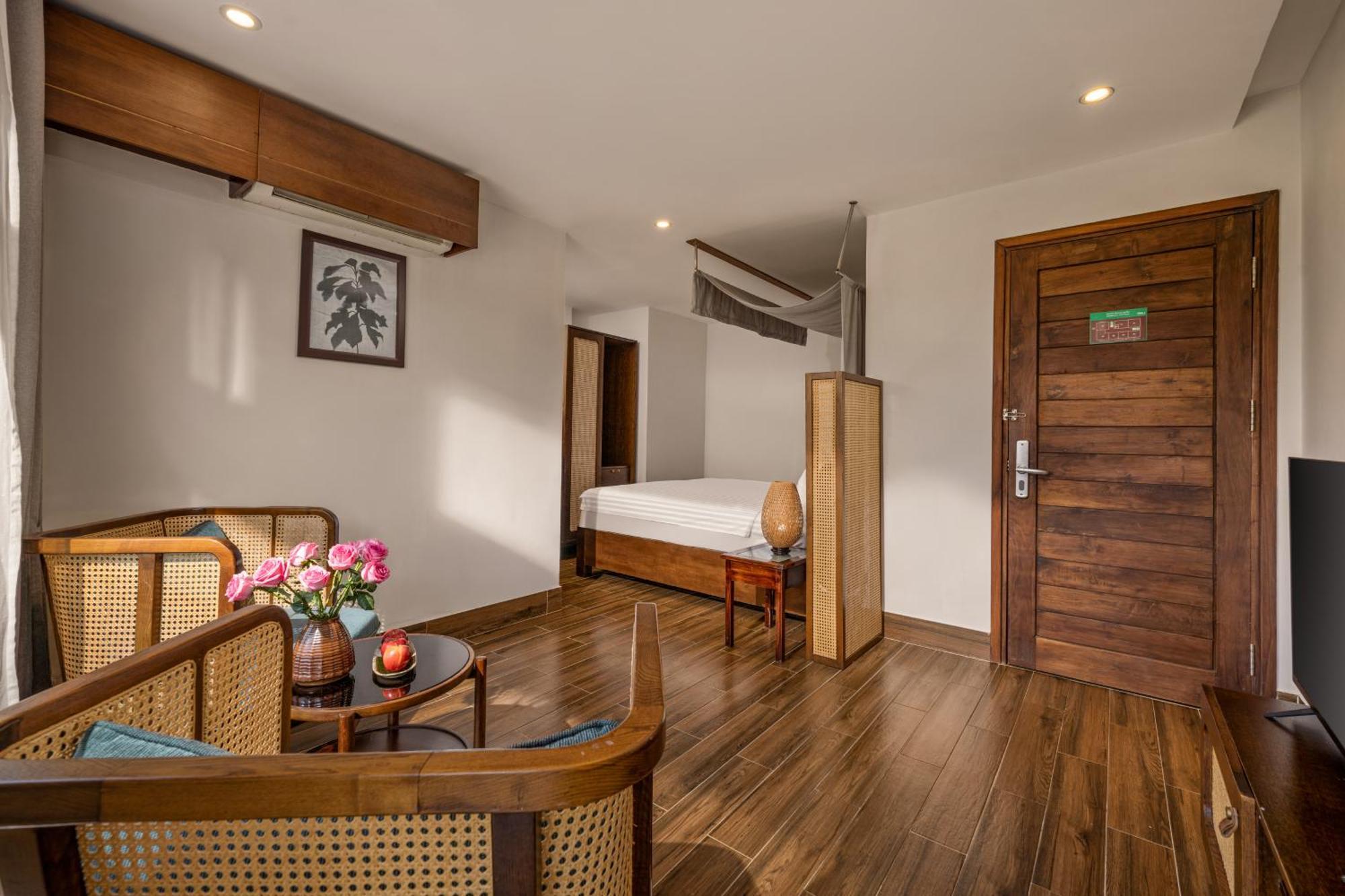 Ocean Front 4* Hội An