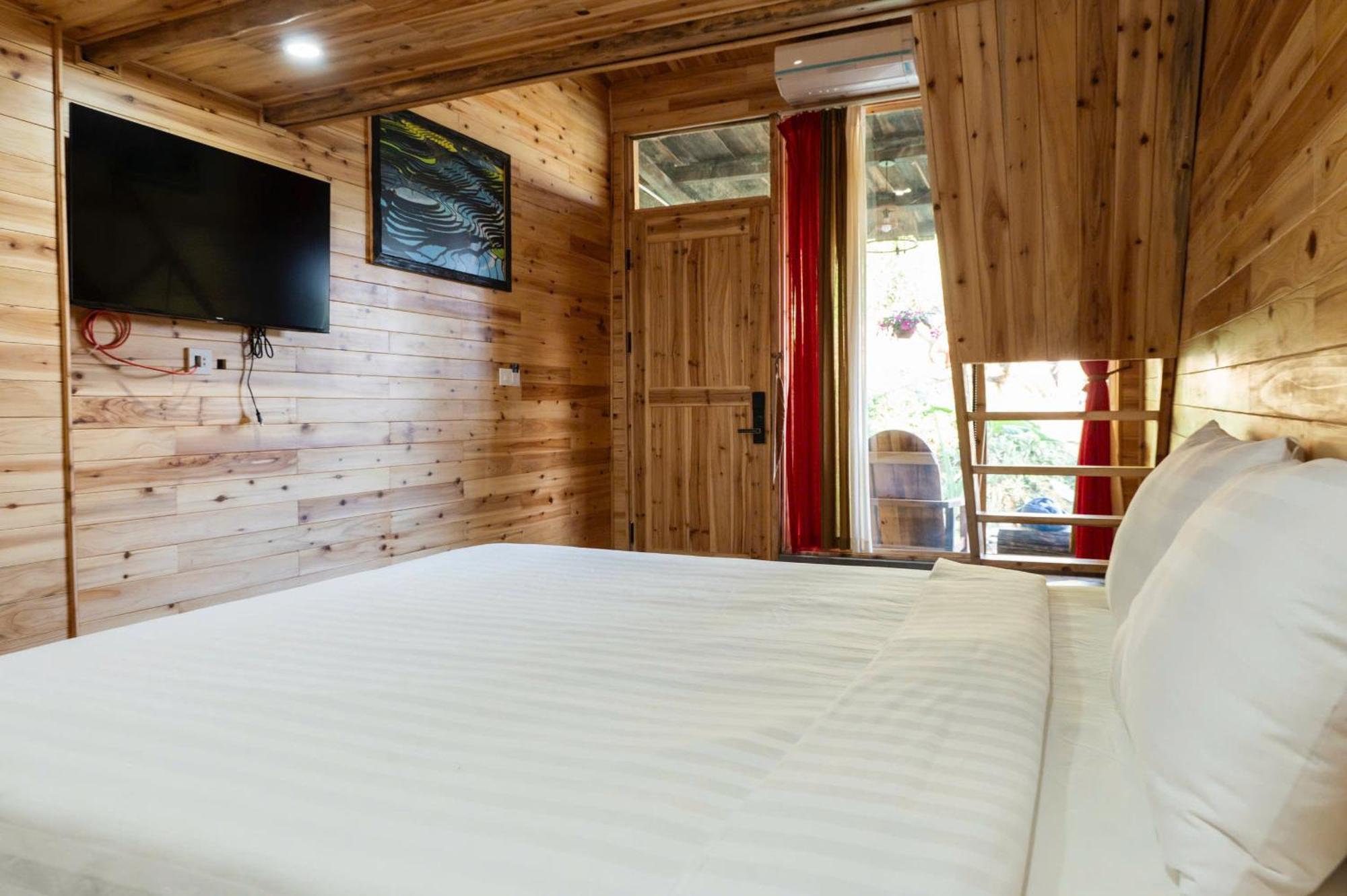 Chill Retreat Hotel