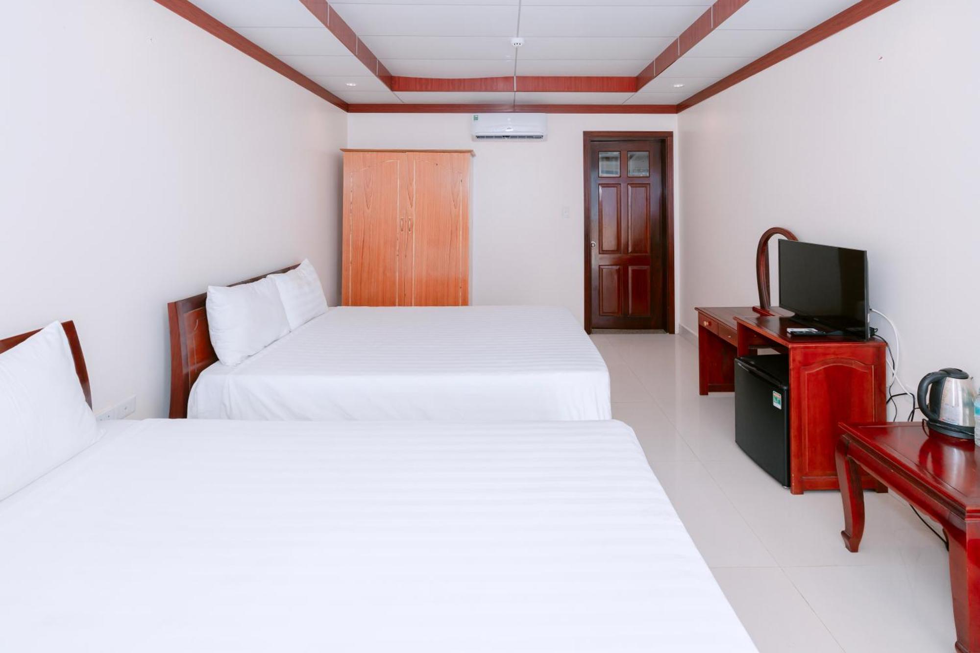 Phuc Hotel
