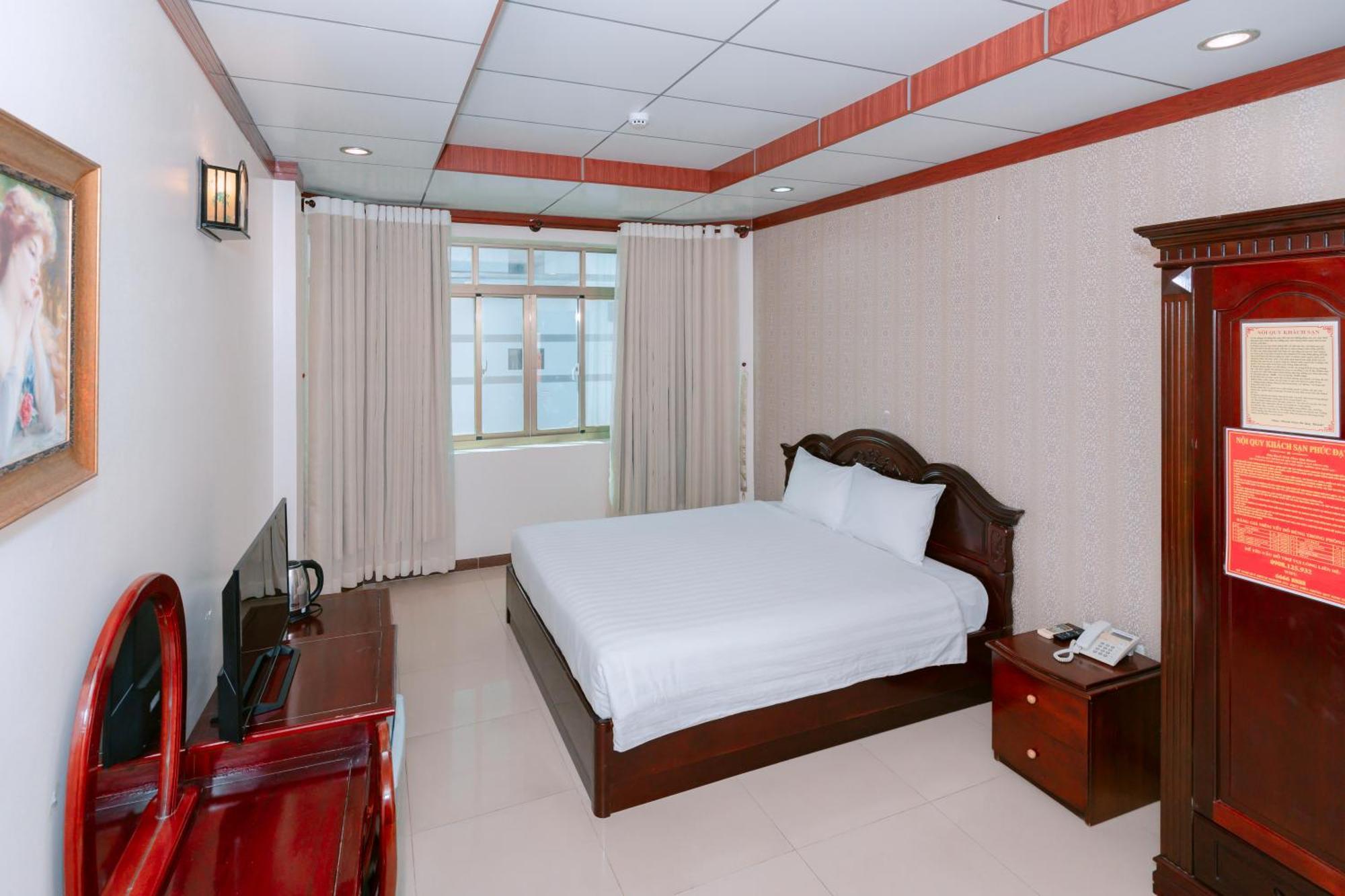 Phuc Hotel 3*