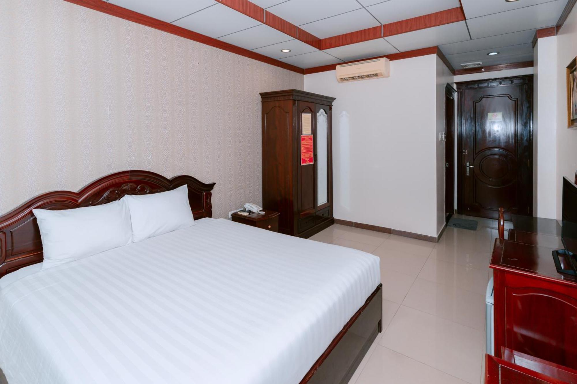 Hotel Phuc 3*