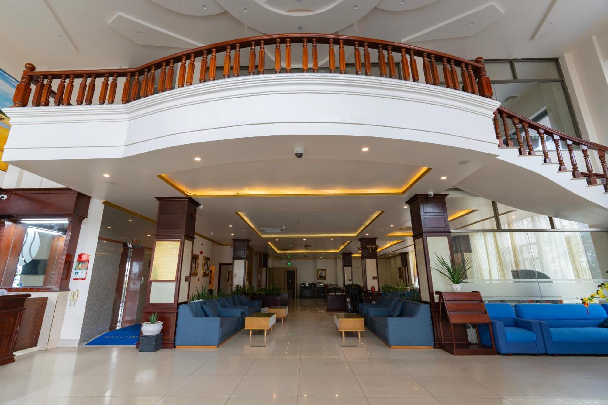 Phuc Hotel