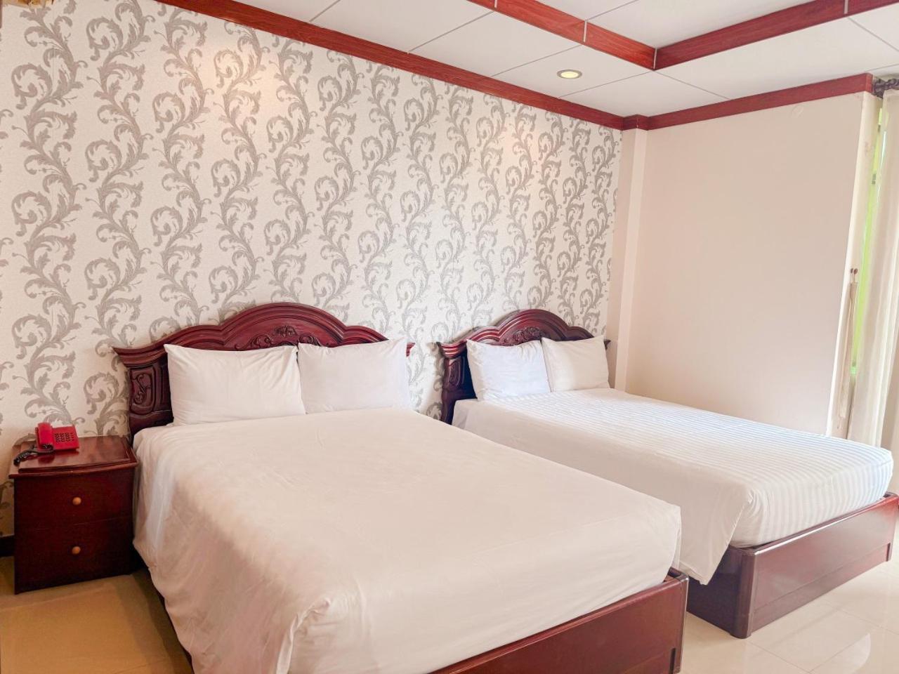 Hotel Phuc 3*