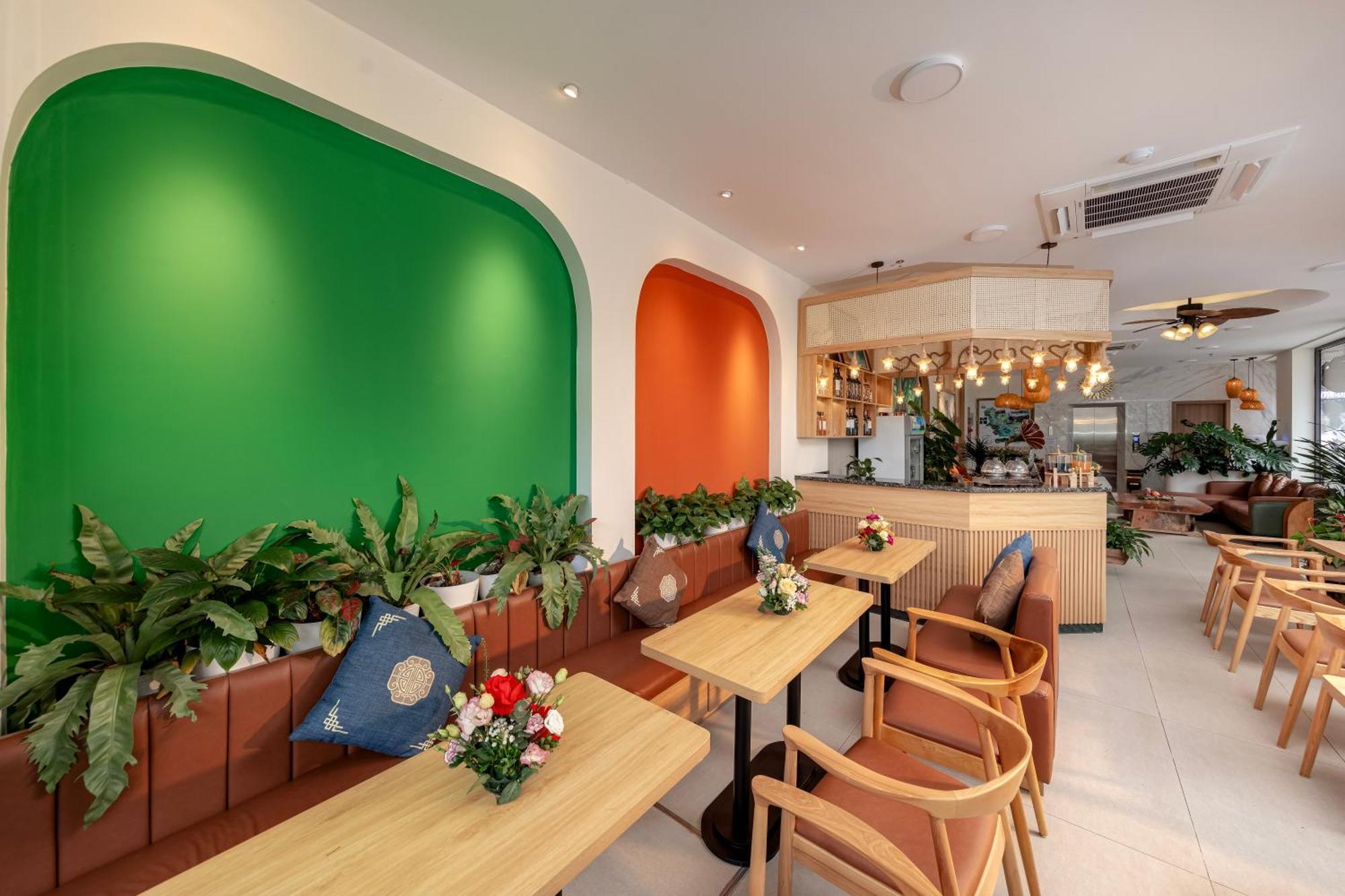 Tropical Paradise & Coffee 4*