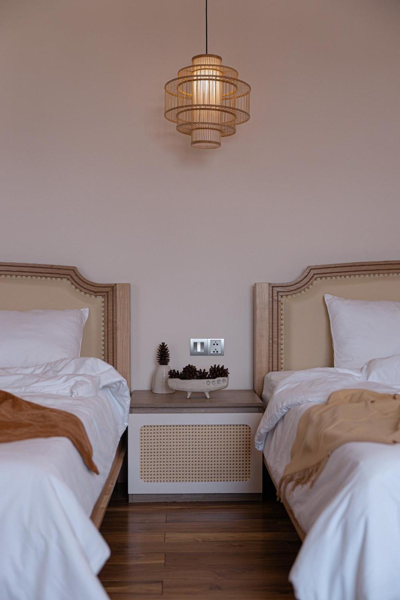 Jodi Hotel *