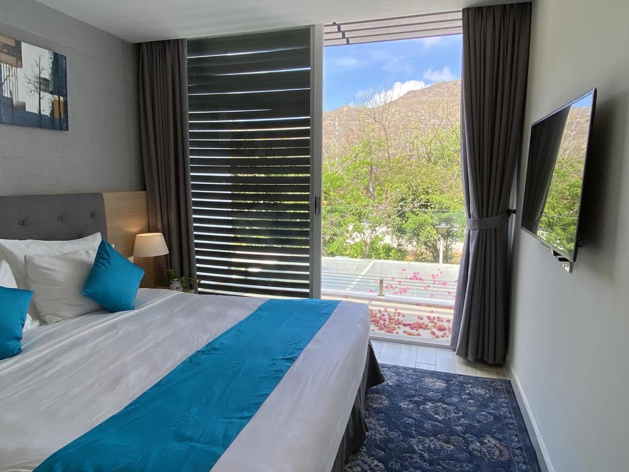 Khach San - Oceanami - Long Resort