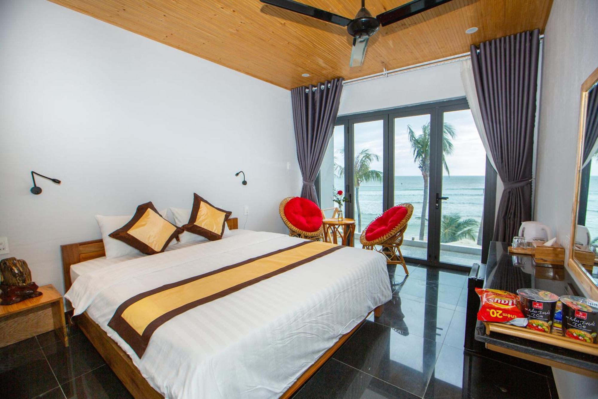 Hotel Palm Phu Yen - Kite Surfing Spot In Winter *