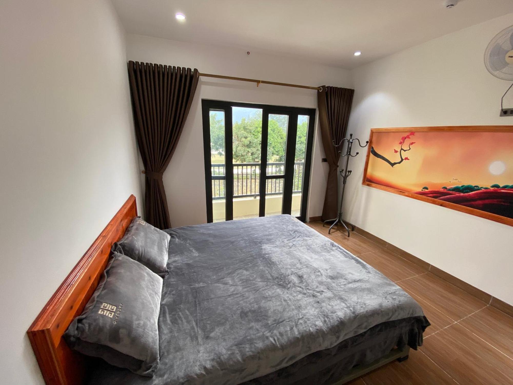 Bed & Breakfast Square & Coffee Bac Ha (Lao Cai)