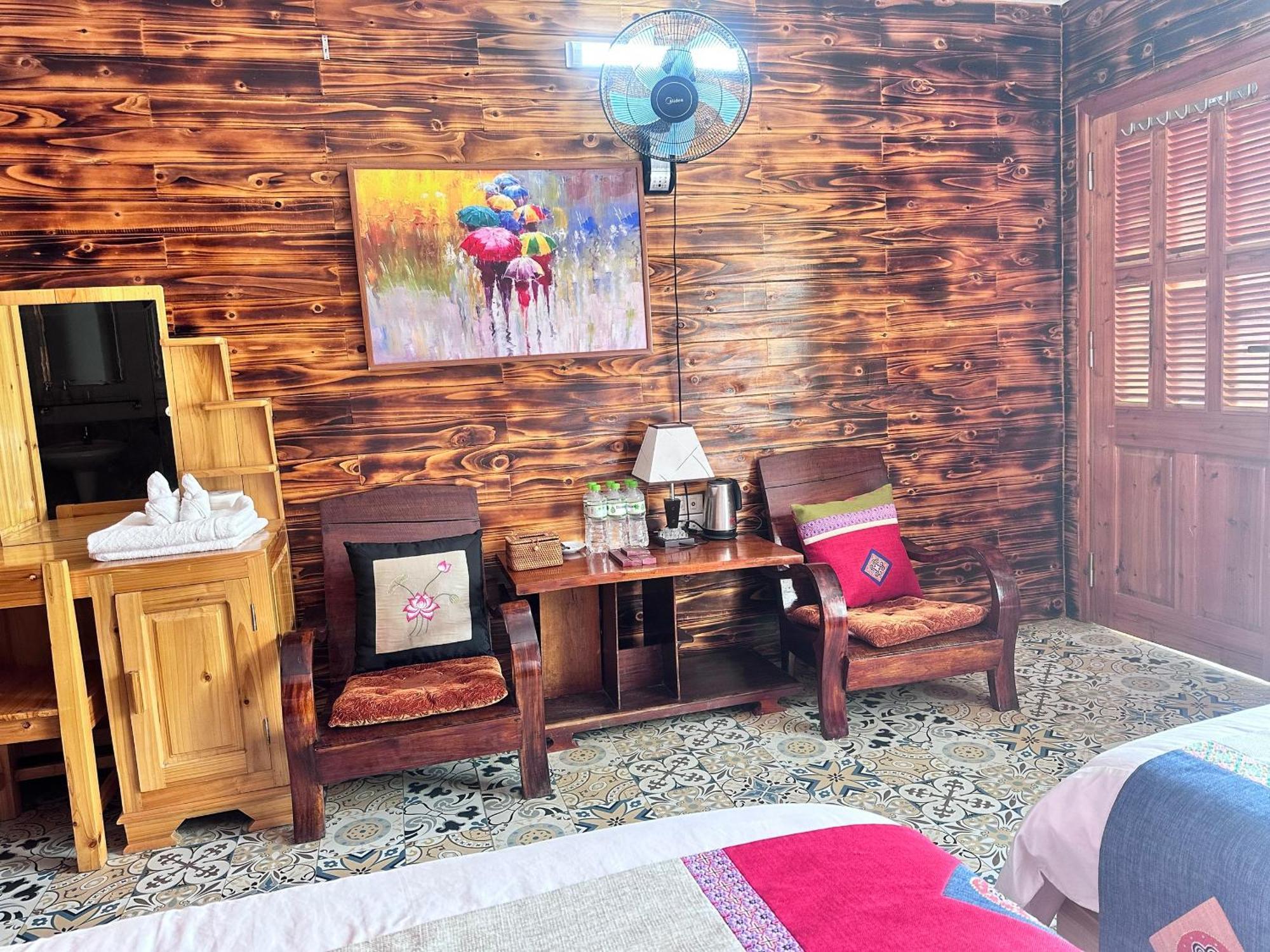 Eco Farmer House & Restaurant, Coffee - Muong Hoa,
