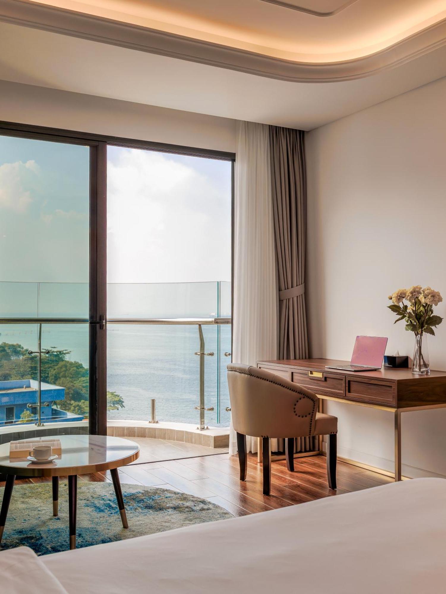 Oyster Bay 4* Vung Tau
