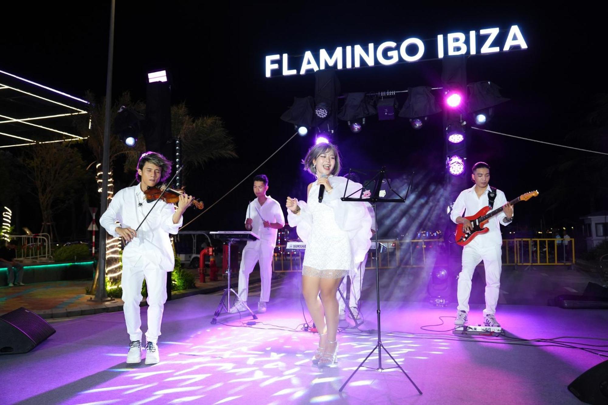 Flamingo Tien *