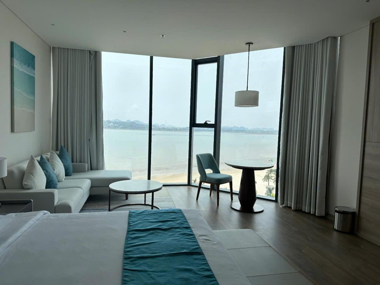 A La Carte Bay - Sea View