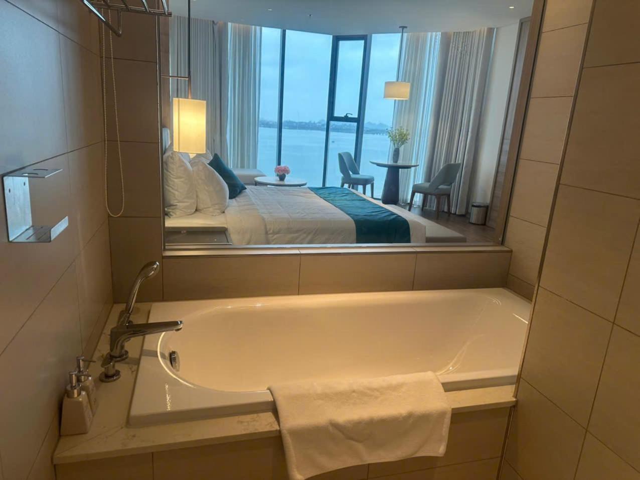 Aparthotel A La Carte Bay - Sea View *