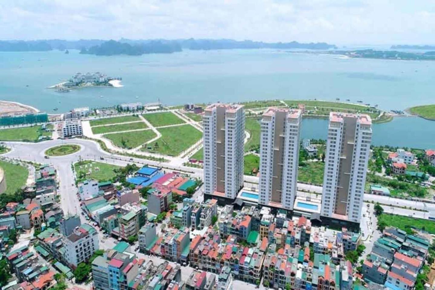 Apartment Chuoi Ho Penthouse 4 Phong Ngu Tang 27 - 200m2 - View Toan Canh Vinh Va Thanh Pho - Trung Tam *