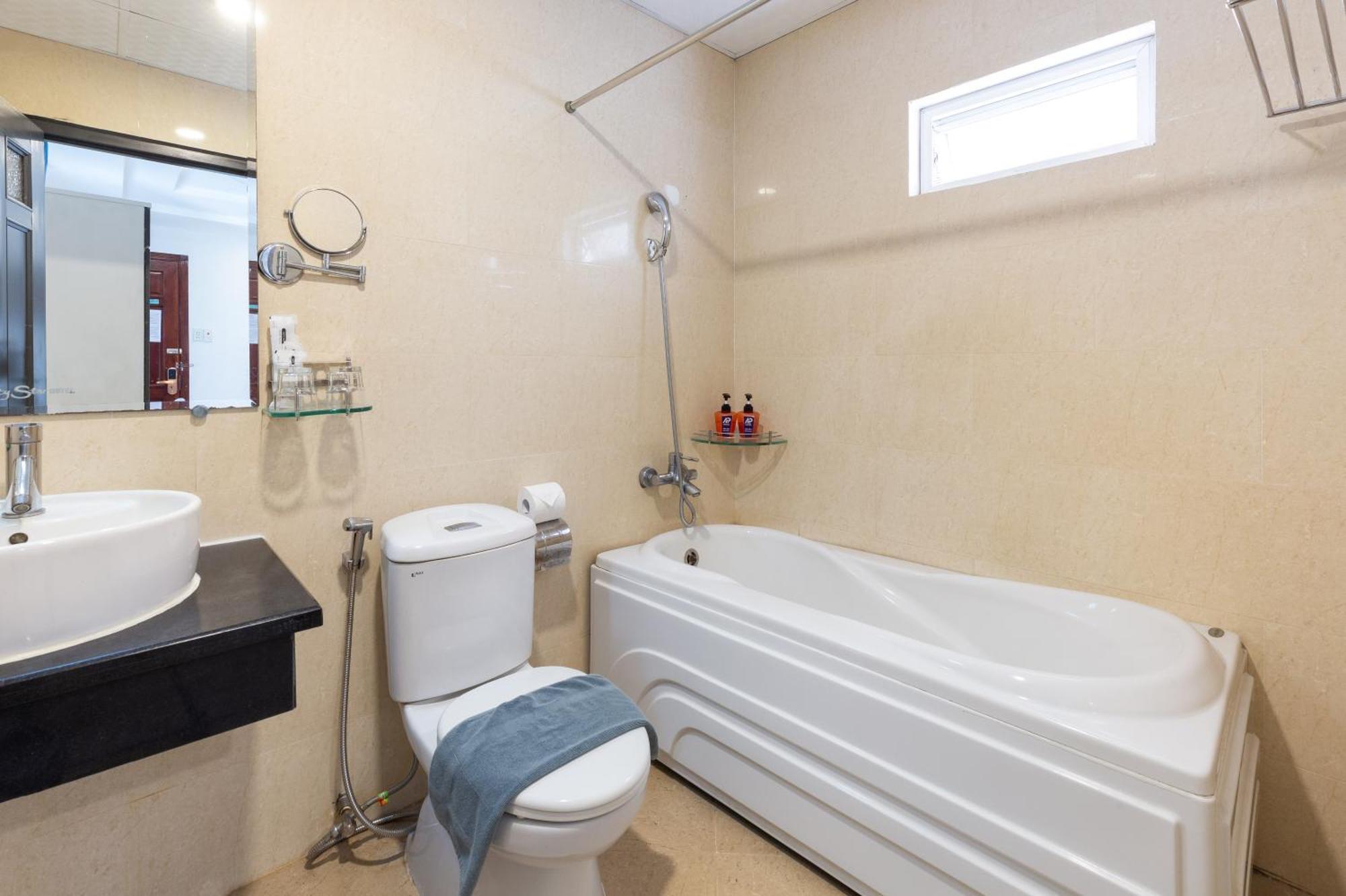 Hotel Saigon Luxury Ho Chi Minh City