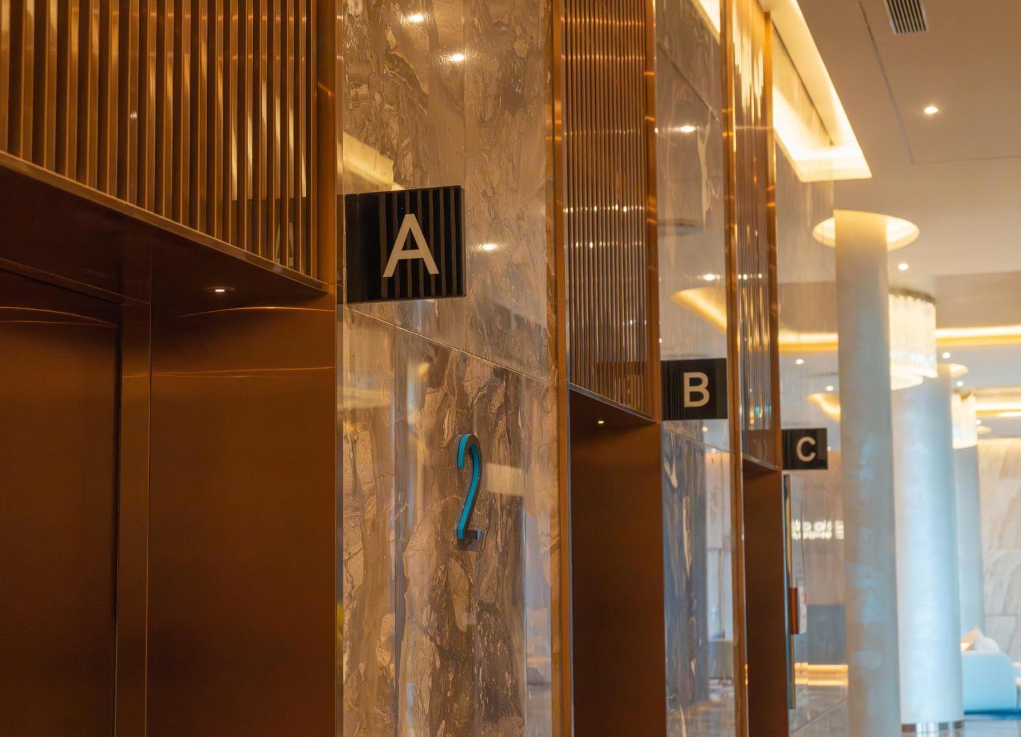 Apartment A La Carte - High Floor *