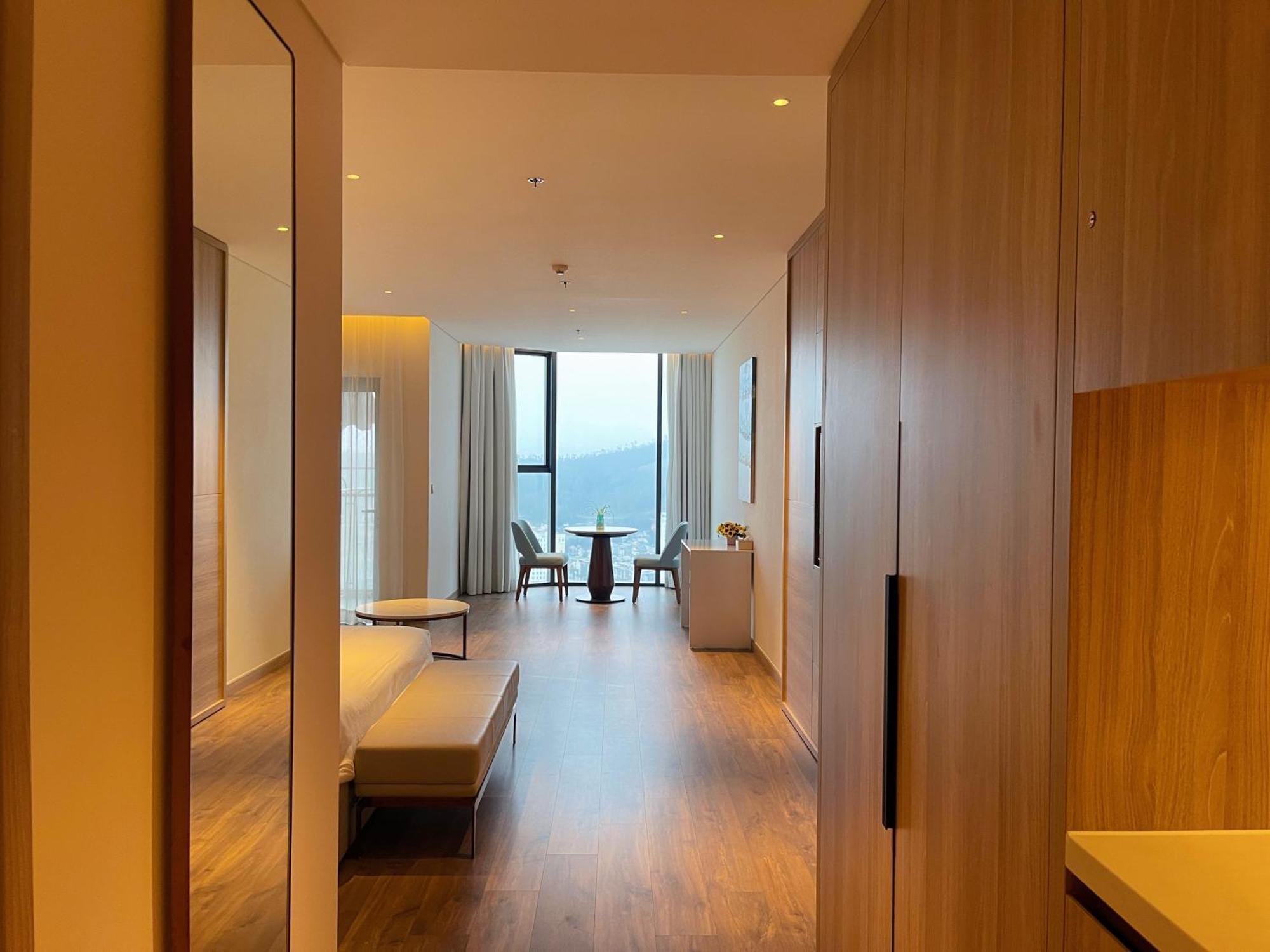 A La Carte Ha Long, Ho Nghi Duong View Bien Day Du Tien Nghi Aparthotel