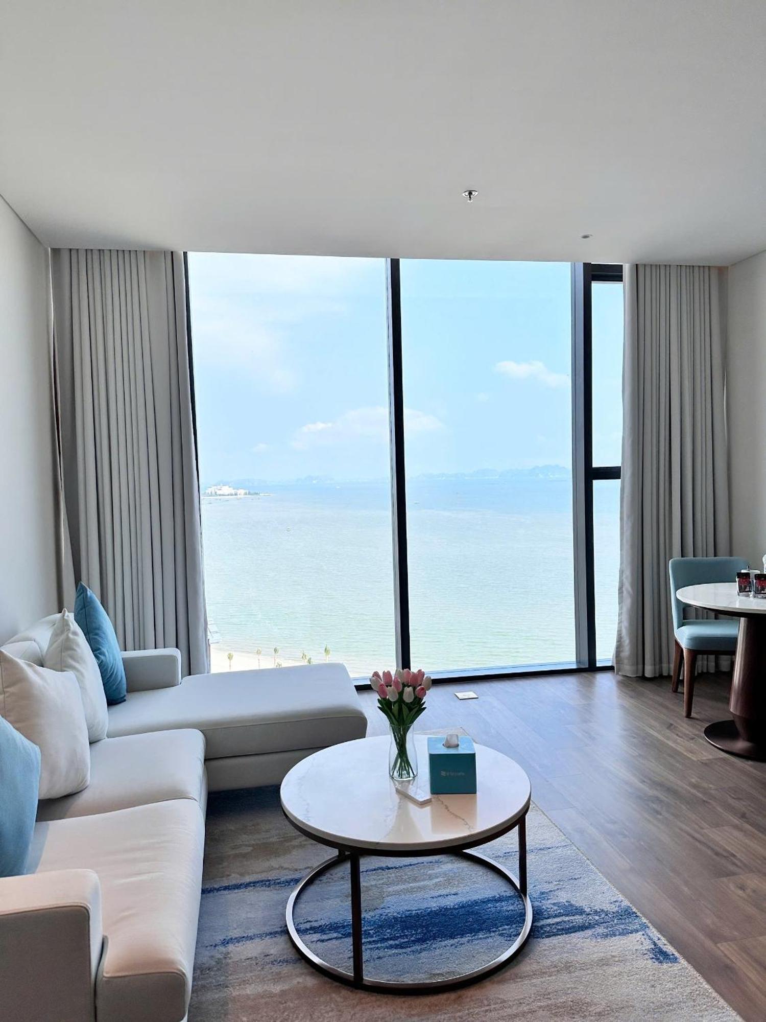 A La Carte Ha Long, Ho Nghi Duong View Bien Day Du Tien Nghi Aparthotel Ha Long