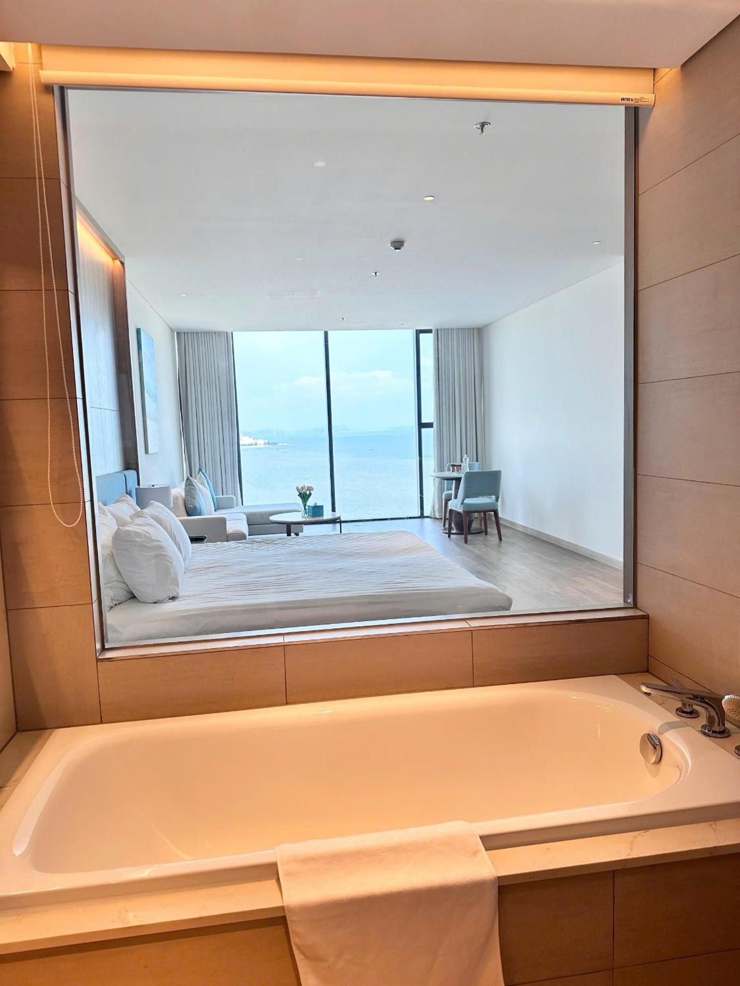 Aparthotel A La Carte Ha Long, Ho Nghi Duong View Bien Day Du Tien Nghi Ha Long