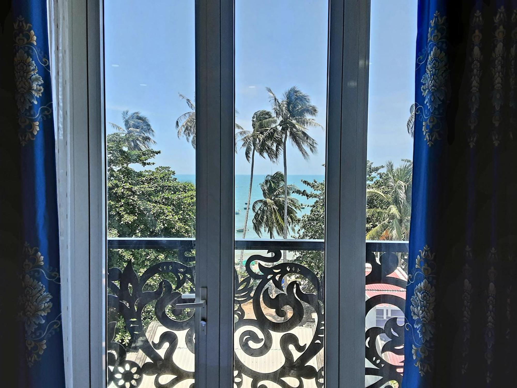 Lodge Bonnie Beachside Mui Ne