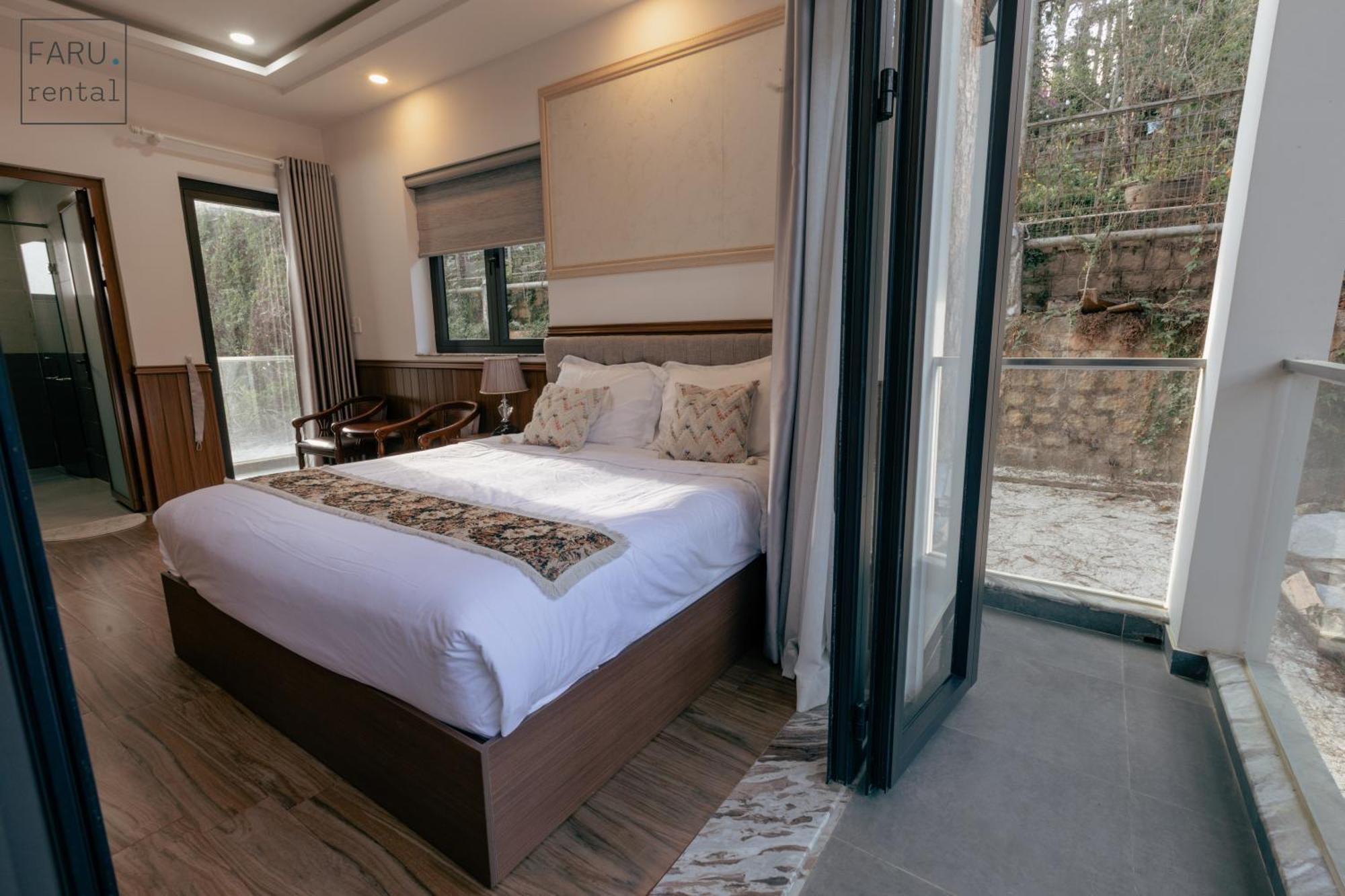 Faru Pine Woods Hotel