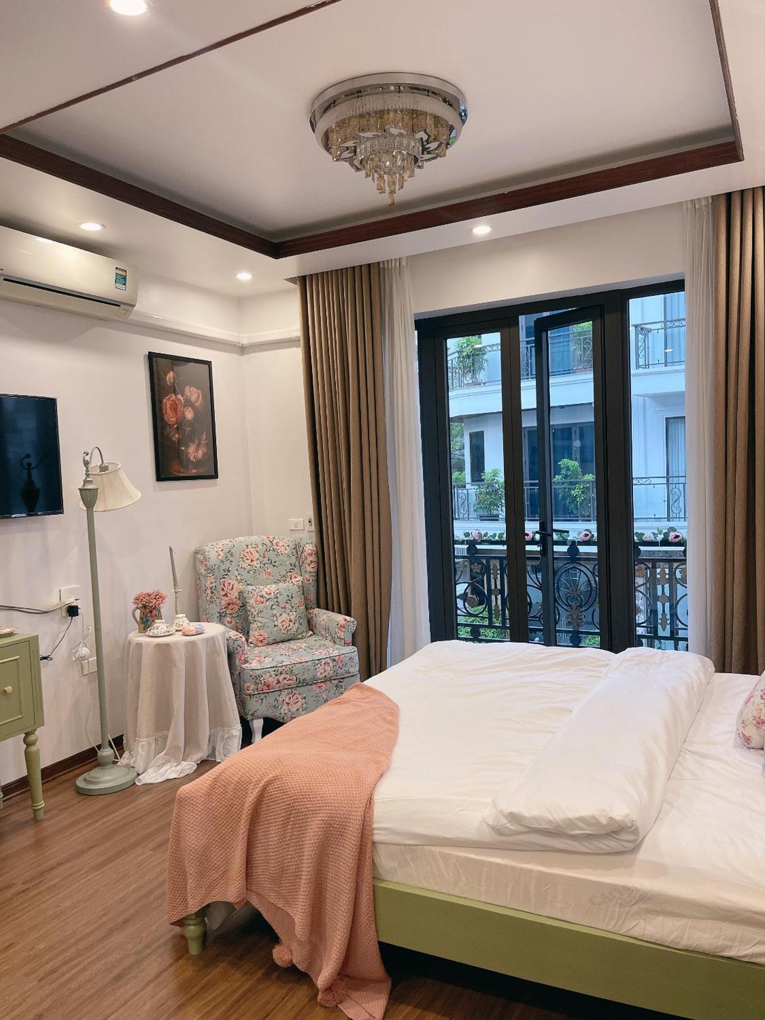 C&k Premier Phong Apartment