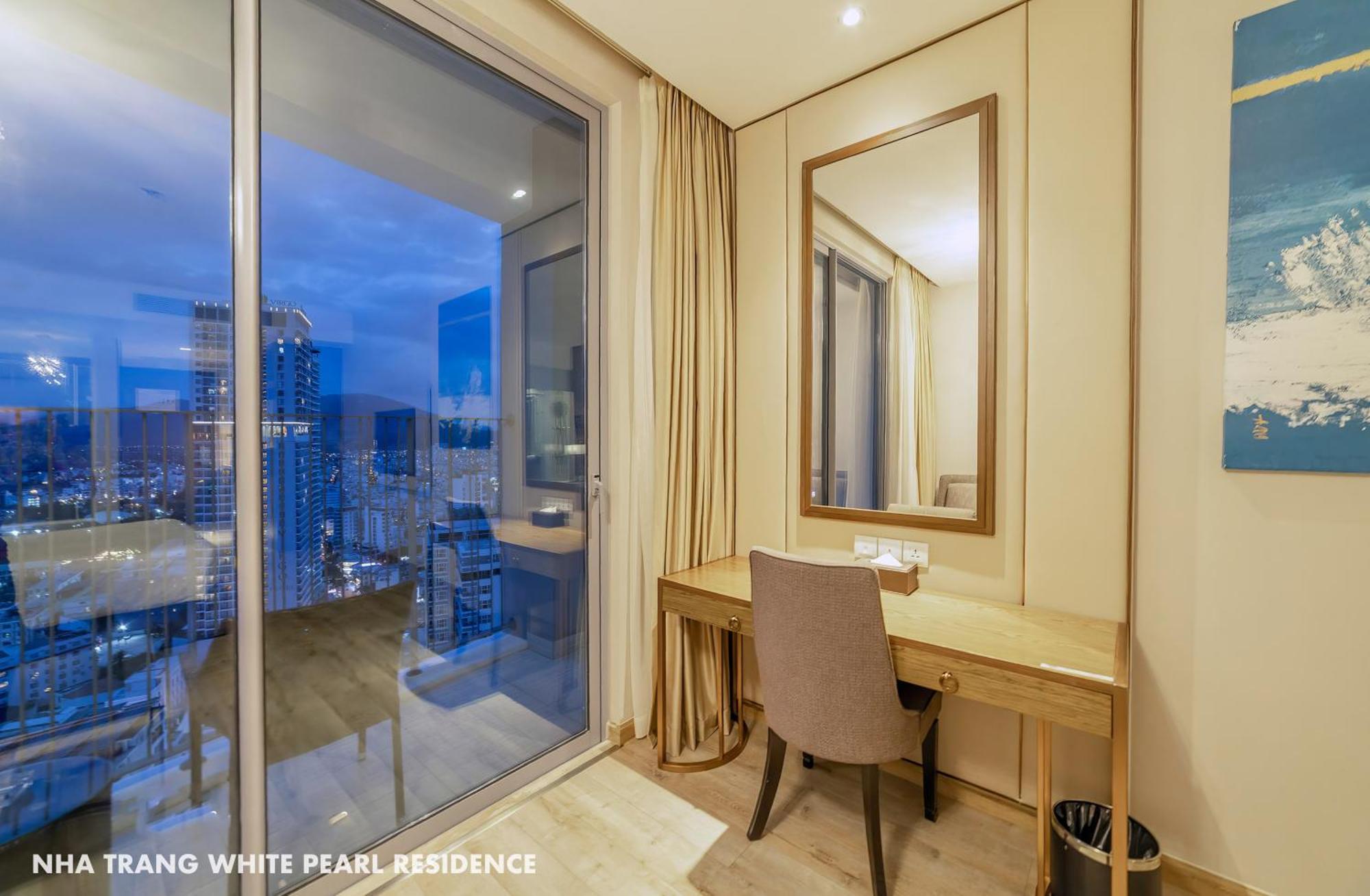 Hotel Aqua Beachfront Panorama Centre 4*