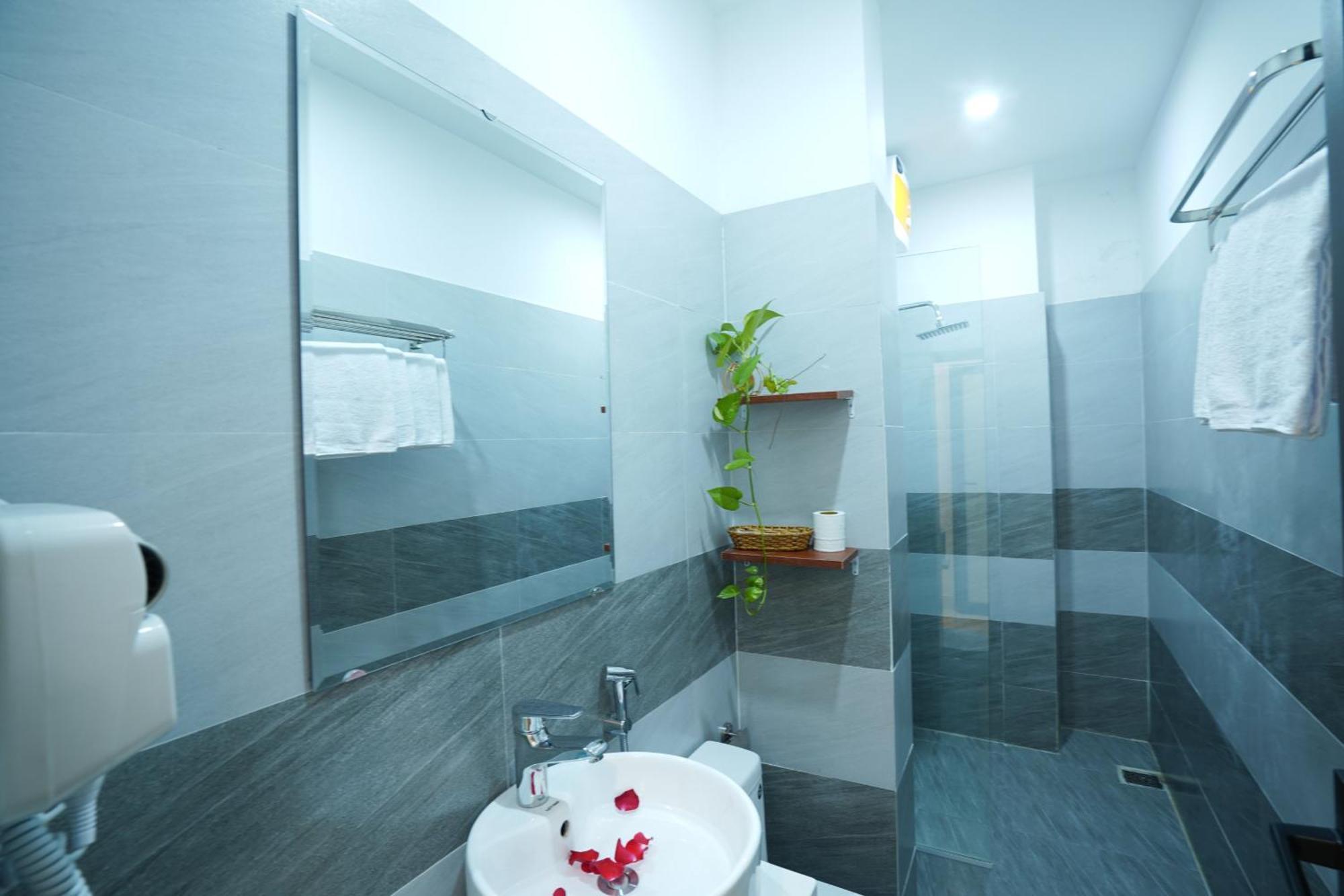 Saphia Love hotel *