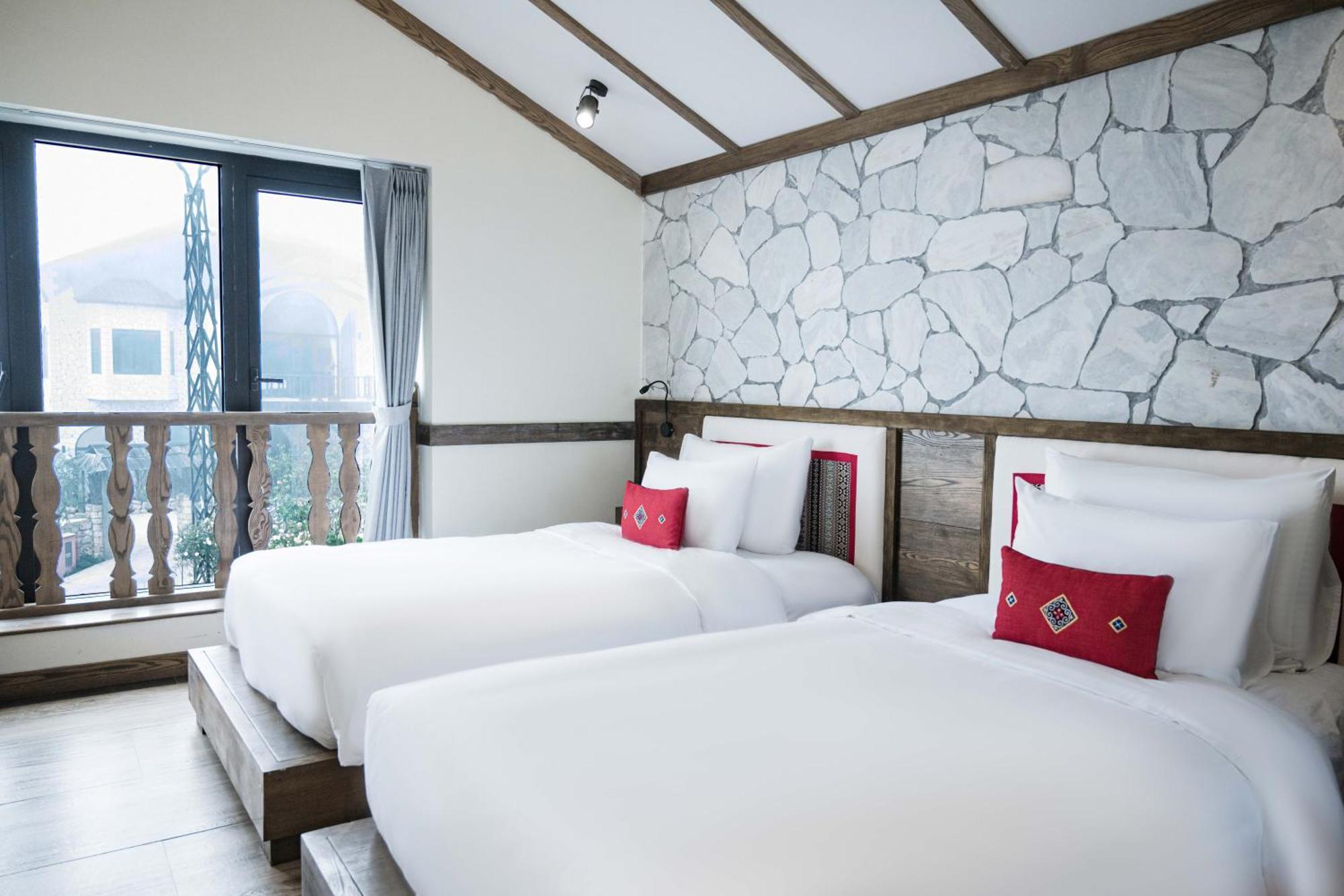 Dưỡng Bản Cát Cát 4* Sa Pa