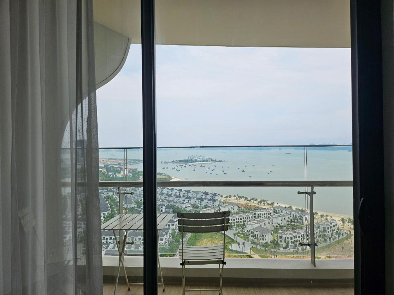 Căn hộ Comzy Hạ Long