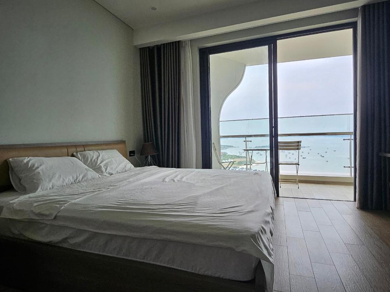 Comzy * Ha Long