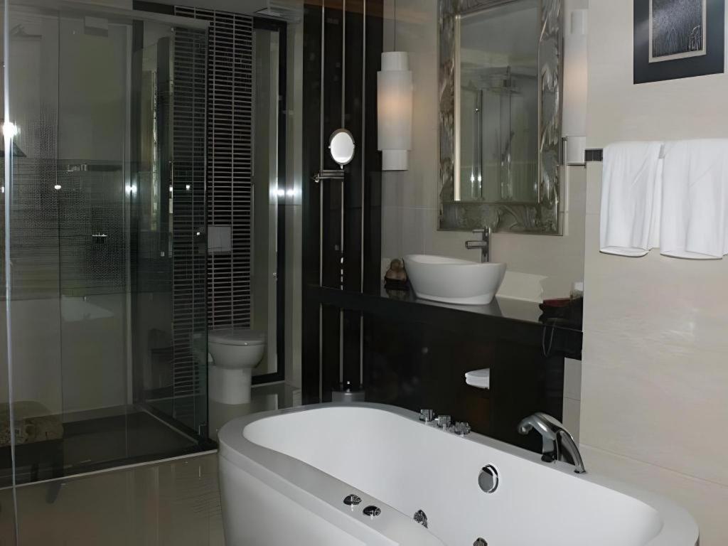 Hotel Bmc 4*