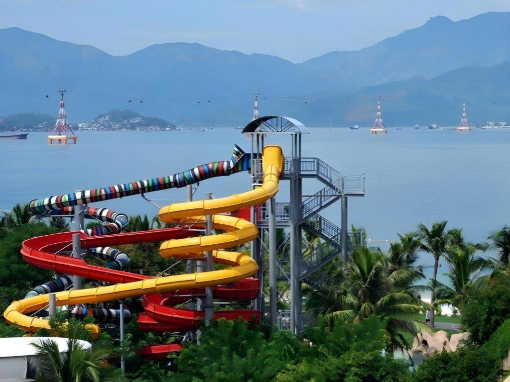 Khu nghỉ mát Vinpearl Discovery Rockside 5*