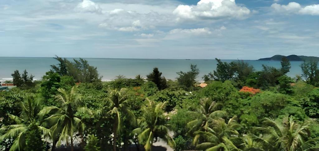 Hotel Hon Ngu
